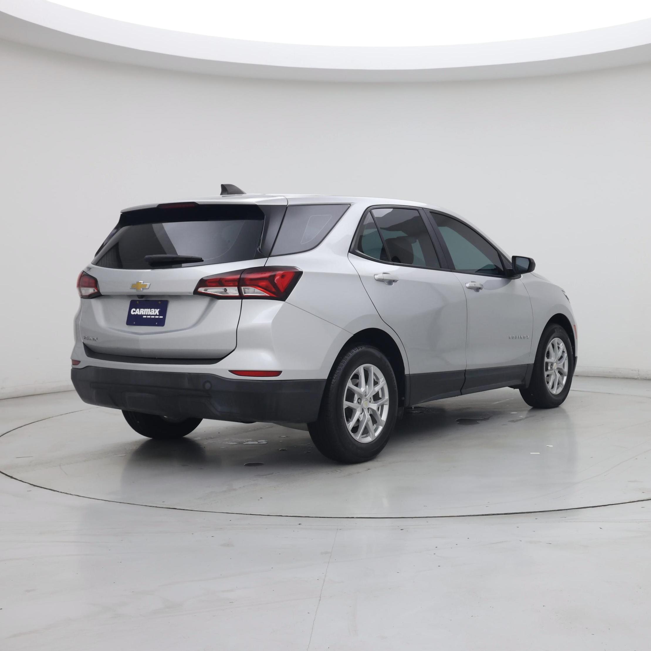 Thumbnail: 2022 Chevrolet Equinox - 8