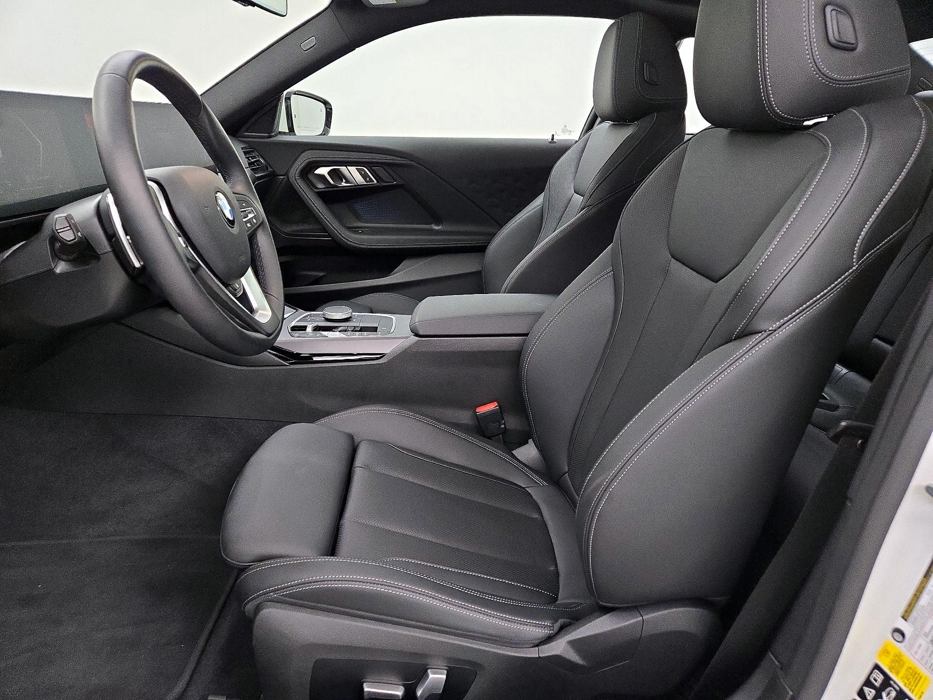 Thumbnail: 2023 BMW 2 Series - 11