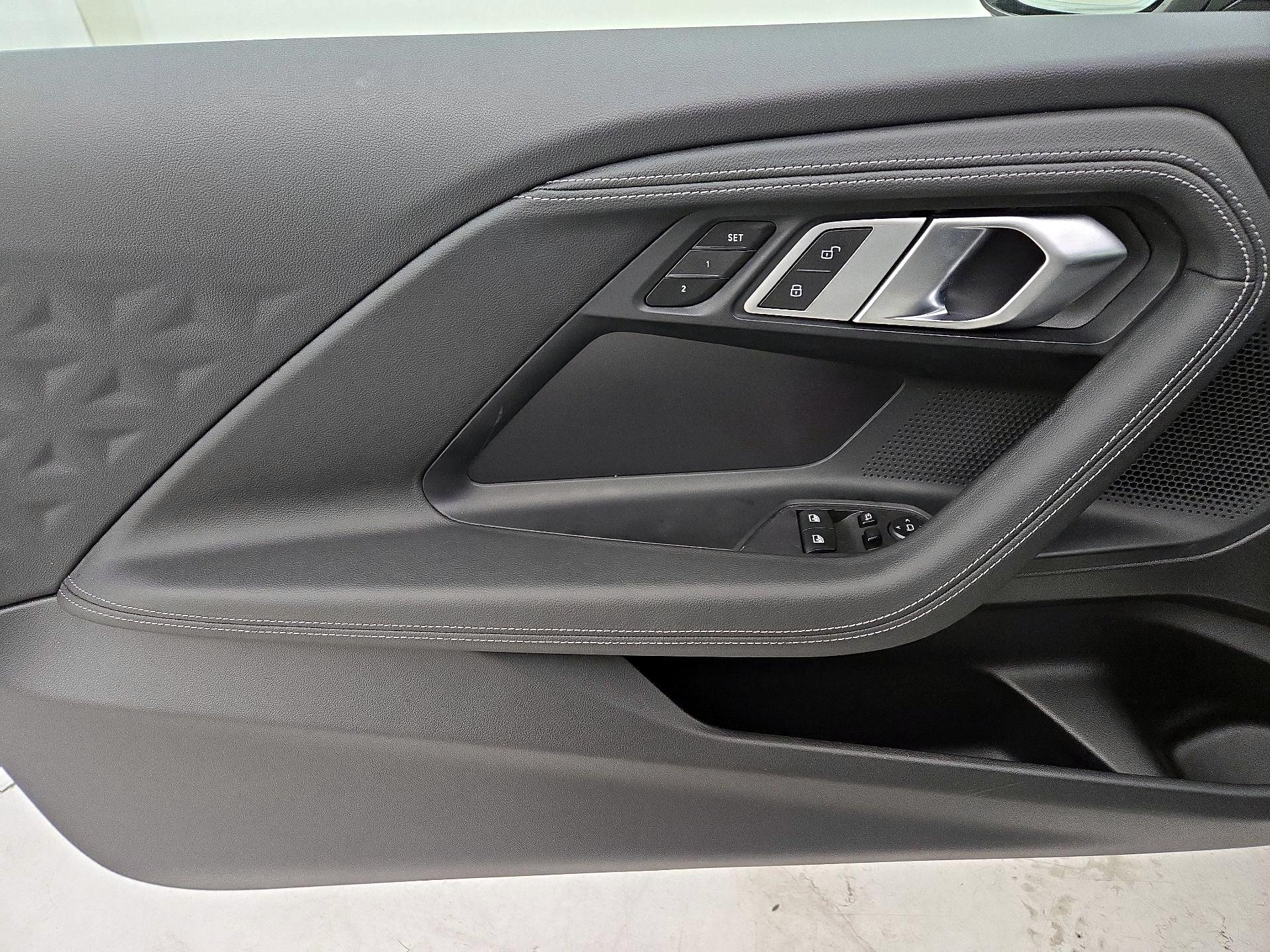 Thumbnail: 2023 BMW 2 Series - 12
