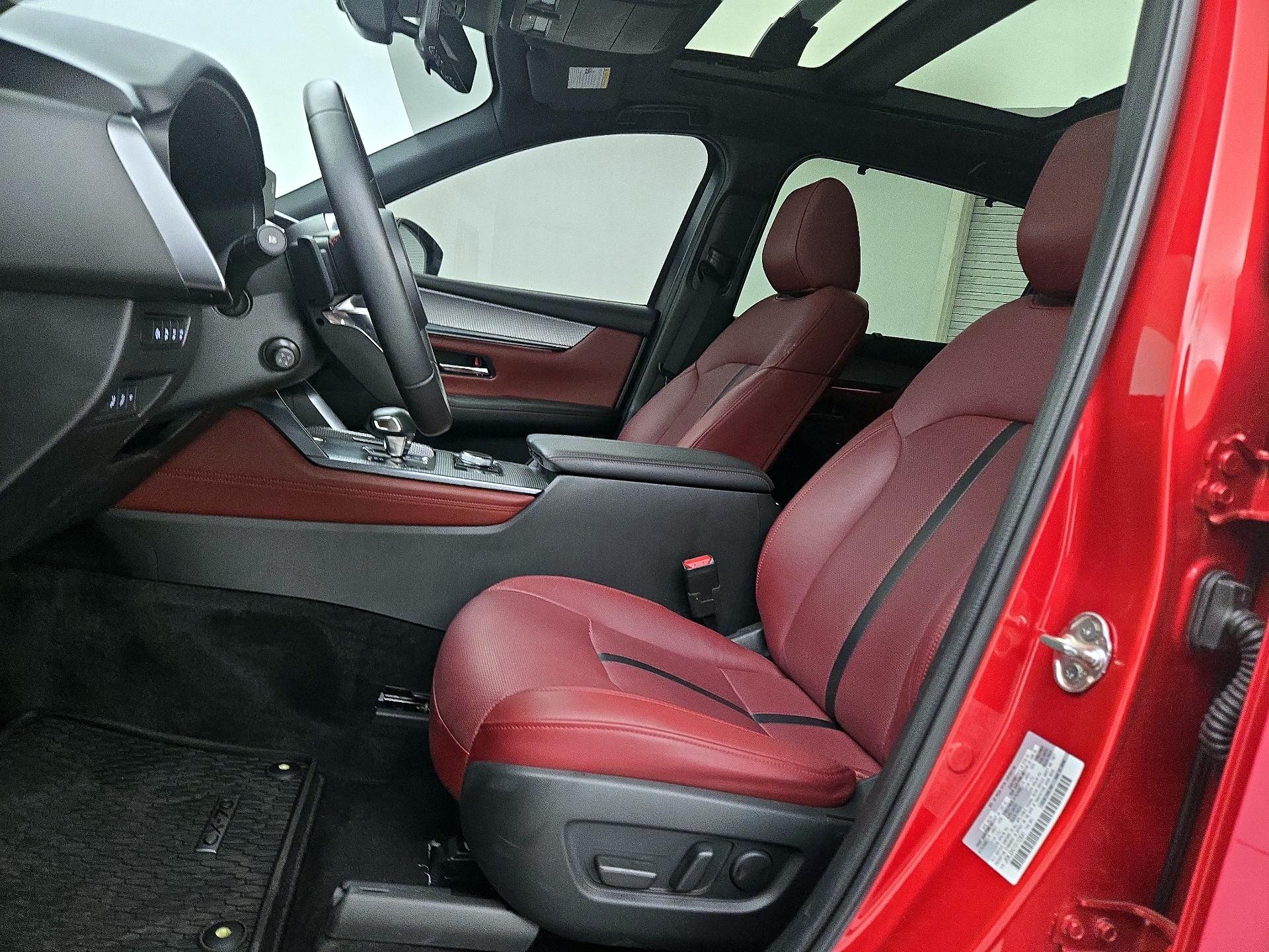 Thumbnail: 2025 Mazda CX-70 - 11