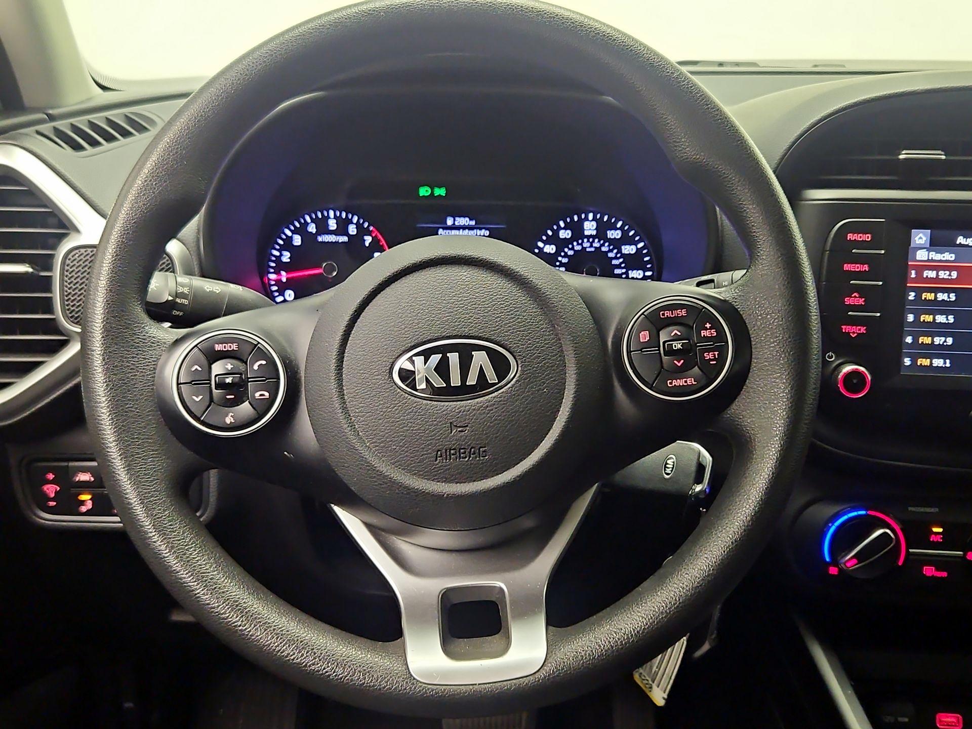 Thumbnail: 2020 Kia Soul - 10