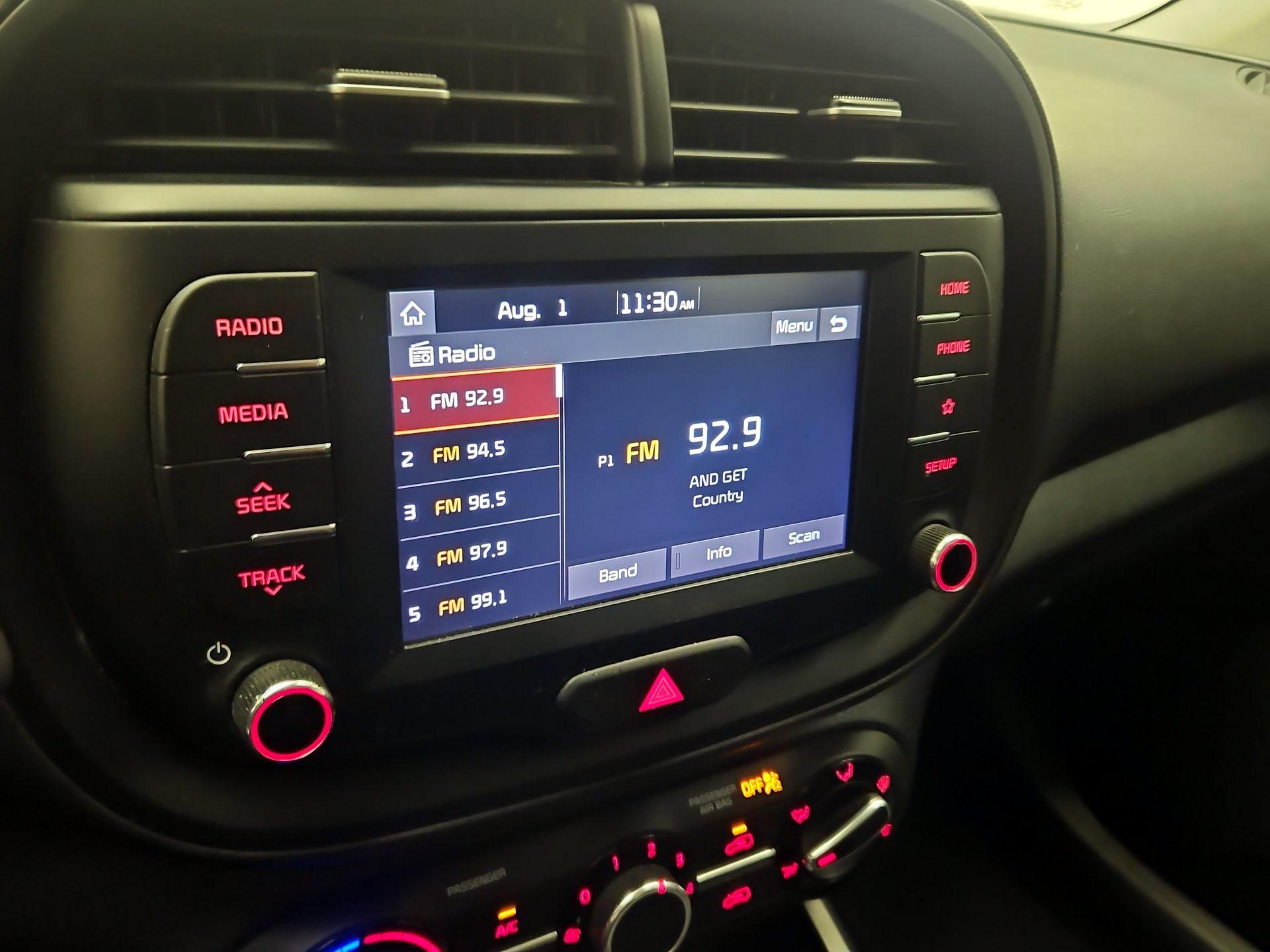 Thumbnail: 2020 Kia Soul - 15