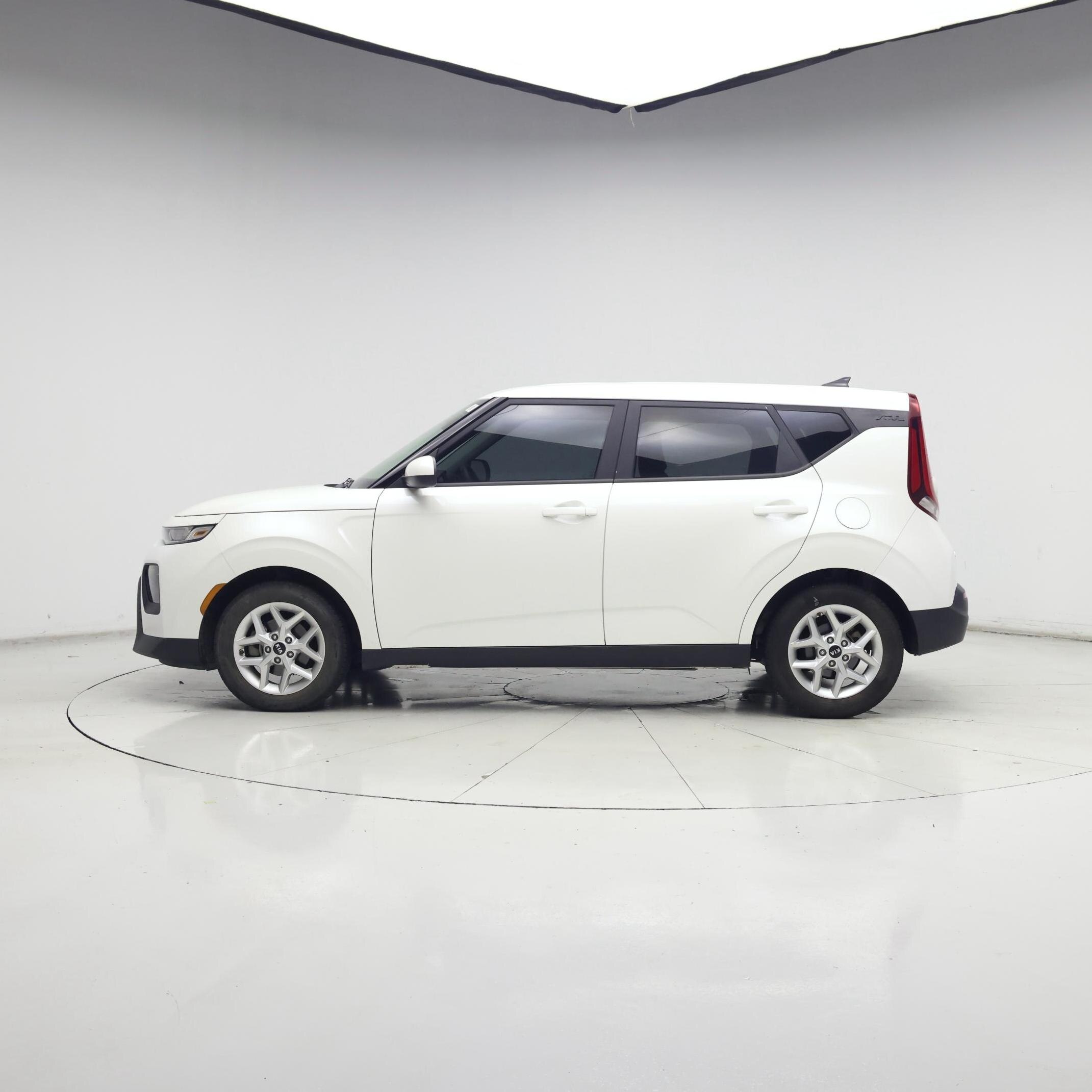 Thumbnail: 2020 Kia Soul - 3