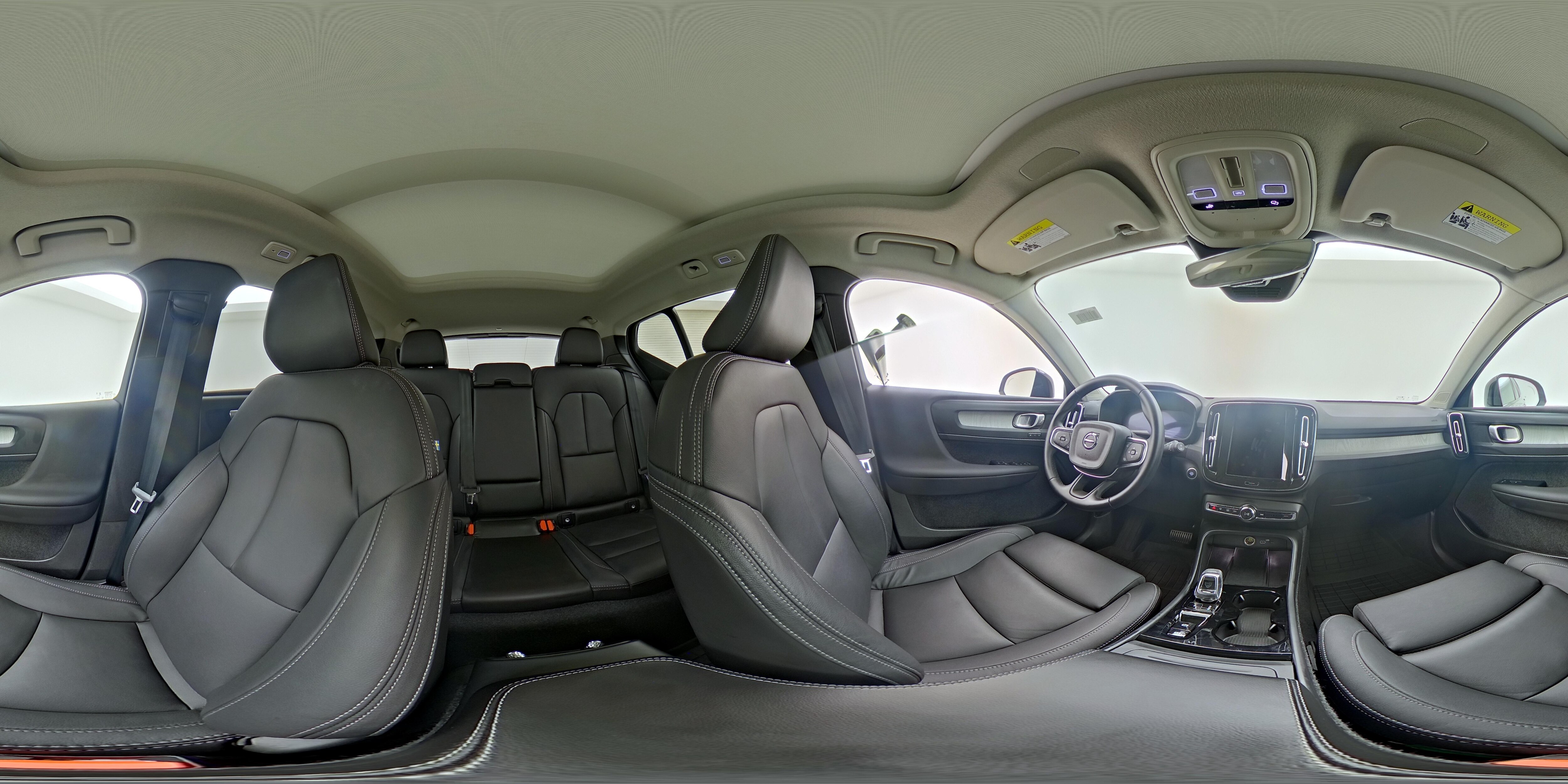 2026 Volvo XC40 Plus - Photo 26