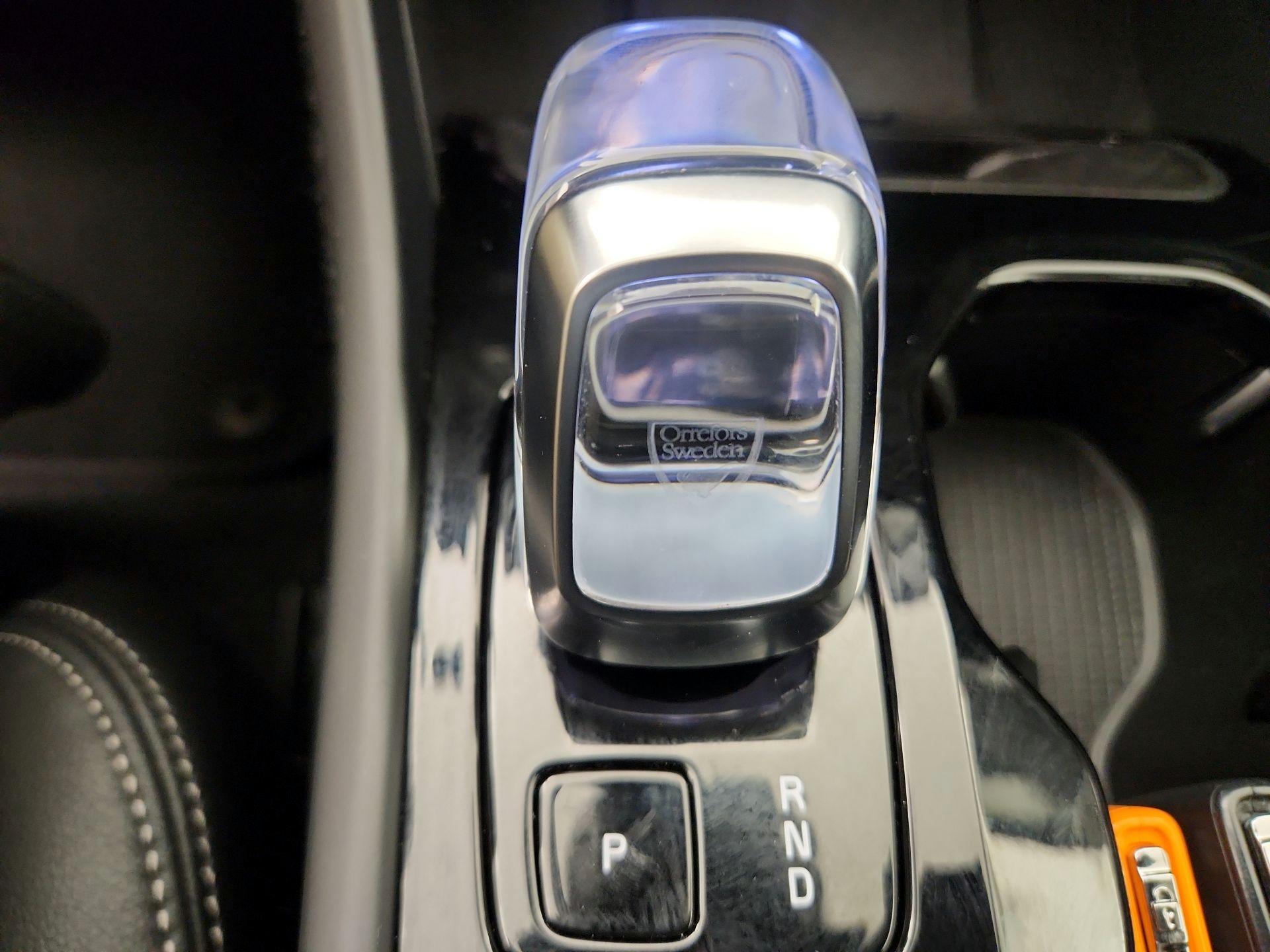 Thumbnail: 2026 Volvo XC40 - 17