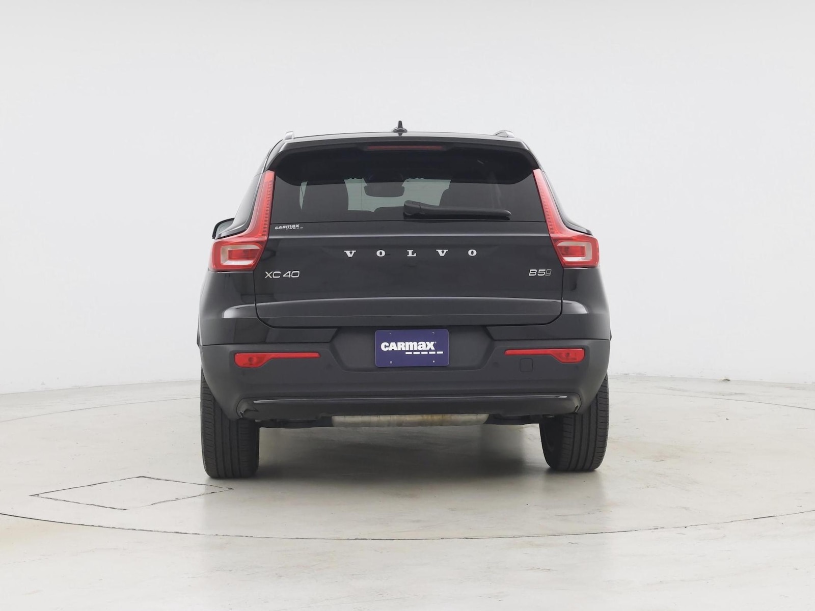 2026 Volvo XC40 Plus - Photo 7