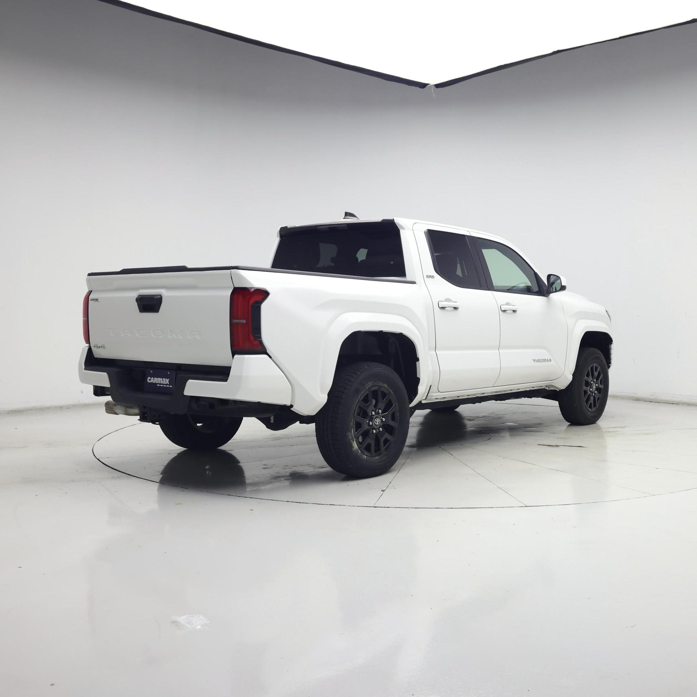 Thumbnail: 2024 Toyota Tacoma - 8