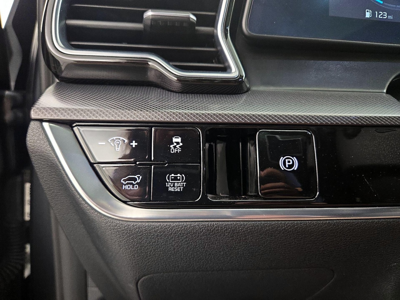 2025 Kia Sportage SX Prestige Hybrid - Photo 14