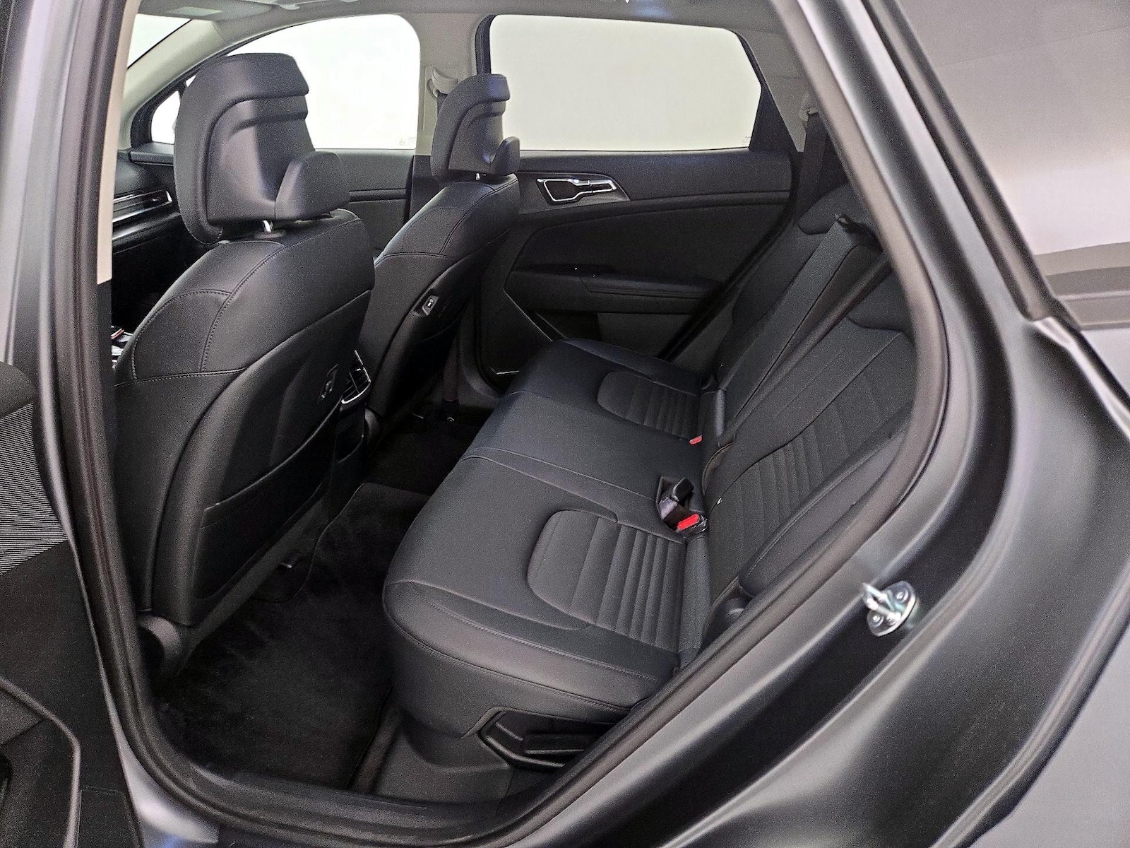 2025 Kia Sportage SX Prestige Hybrid - Photo 22