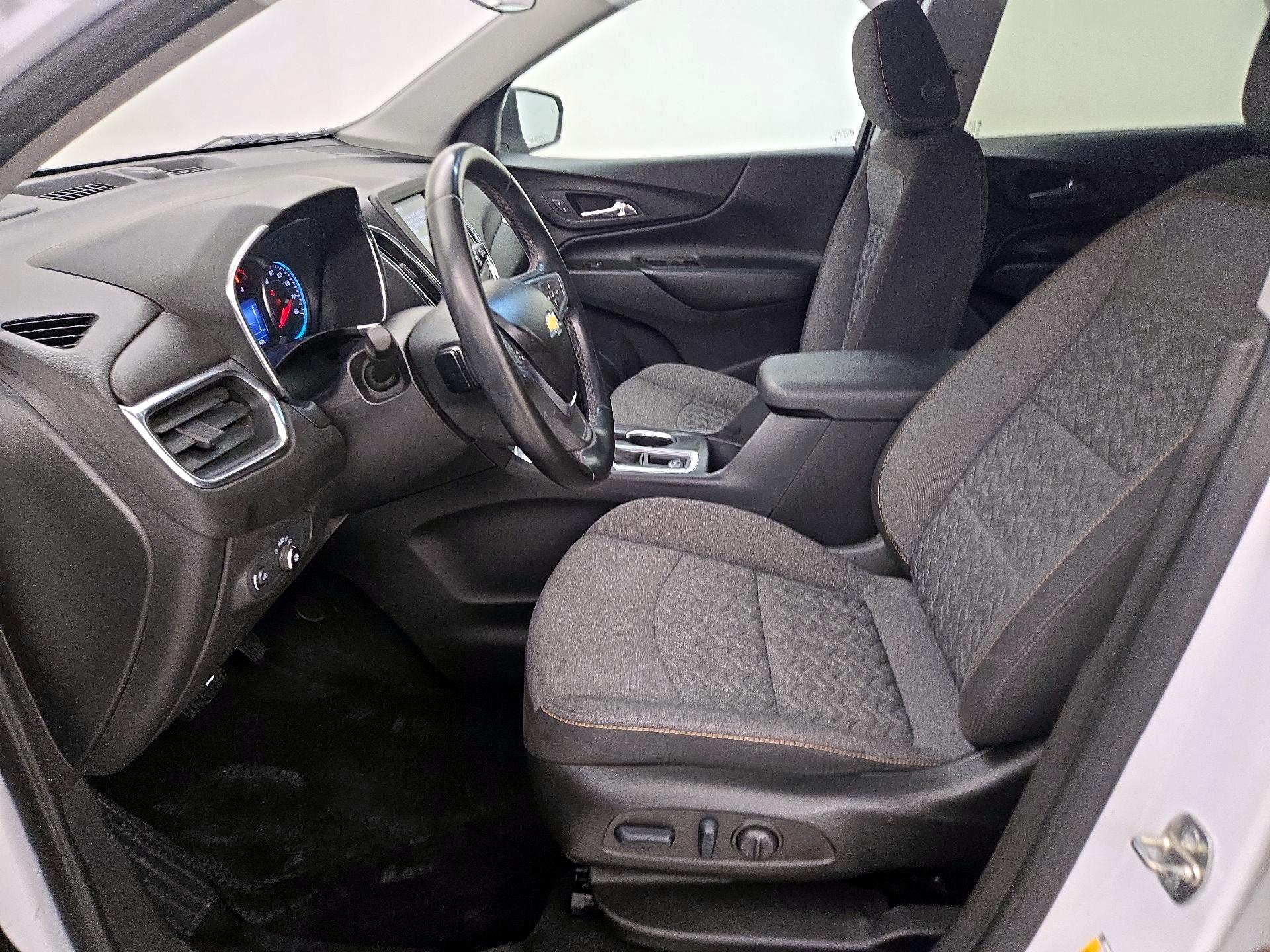Thumbnail: 2023 Chevrolet Equinox - 11