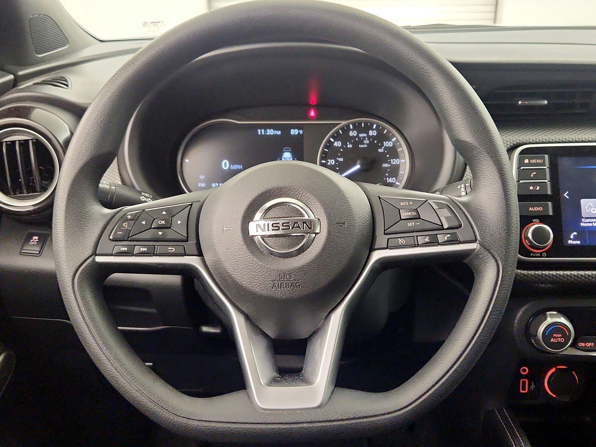 Thumbnail: 2019 Nissan Kicks - 10