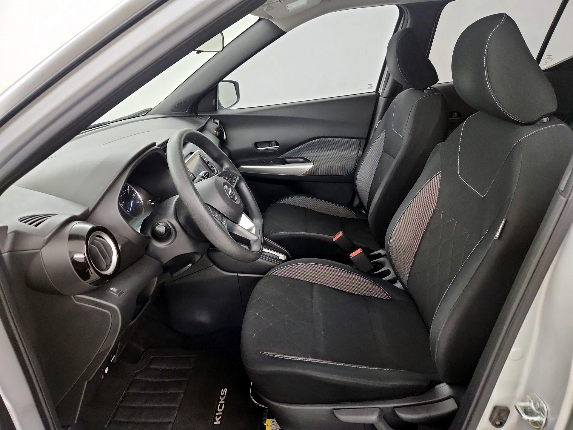 Thumbnail: 2019 Nissan Kicks - 11