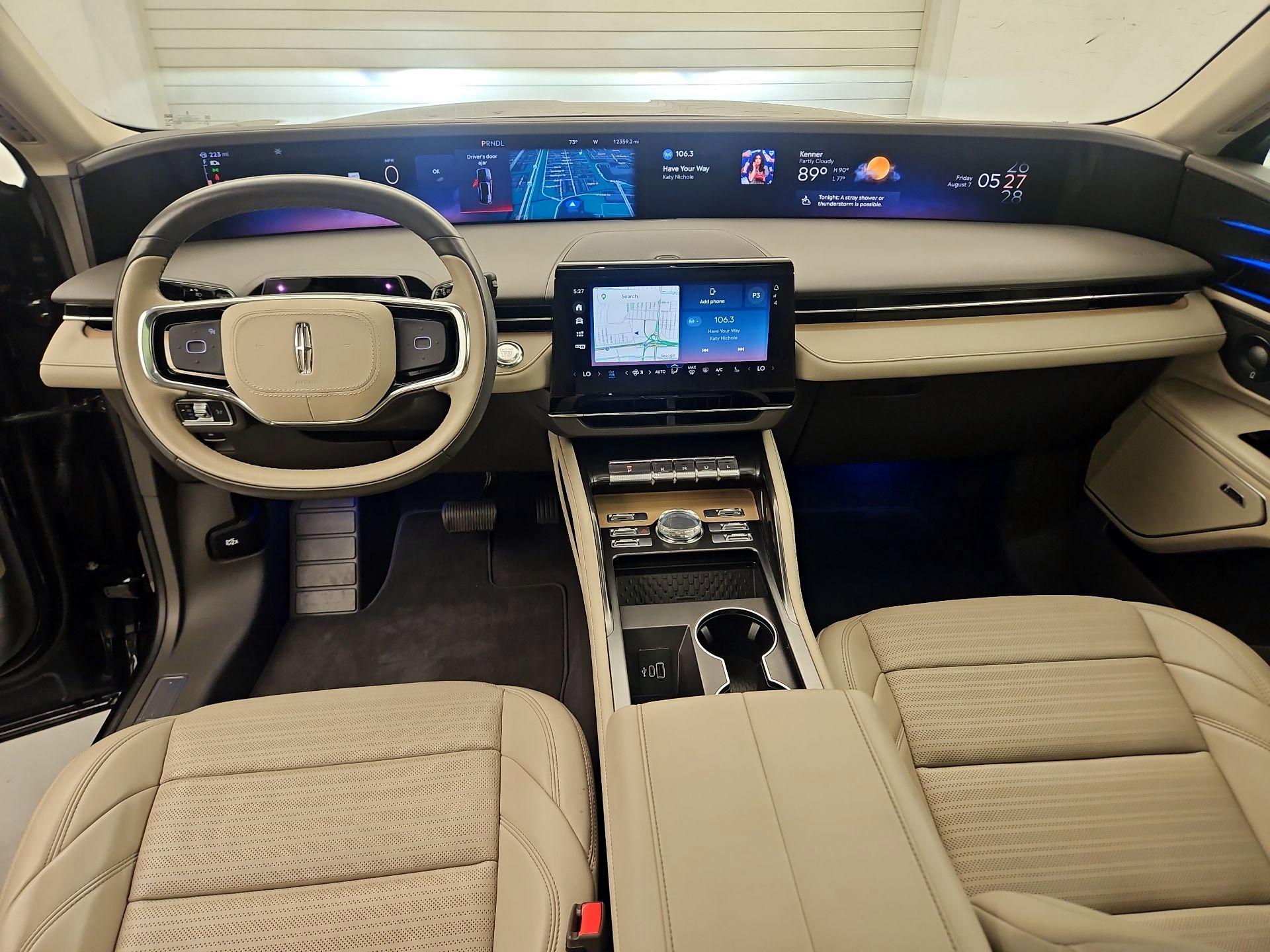 Thumbnail: 2025 Lincoln Nautilus - 8
