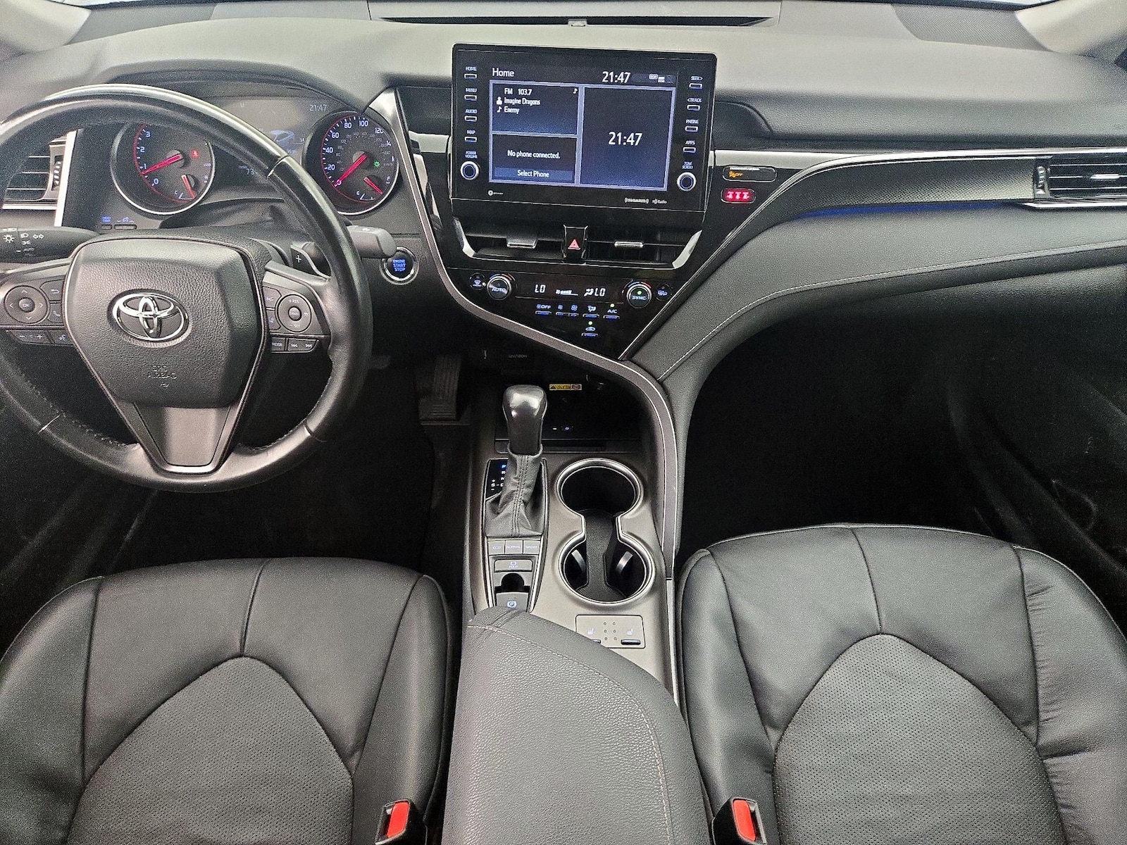 2024 Toyota Camry XSE - Photo 10
