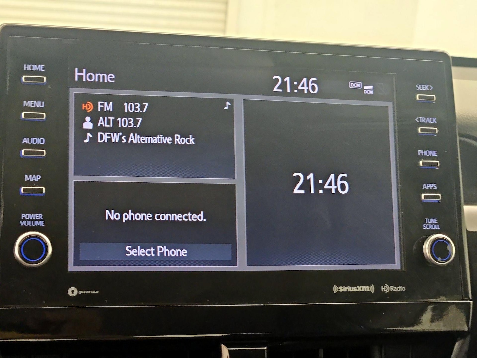 2024 Toyota Camry XSE - Photo 16
