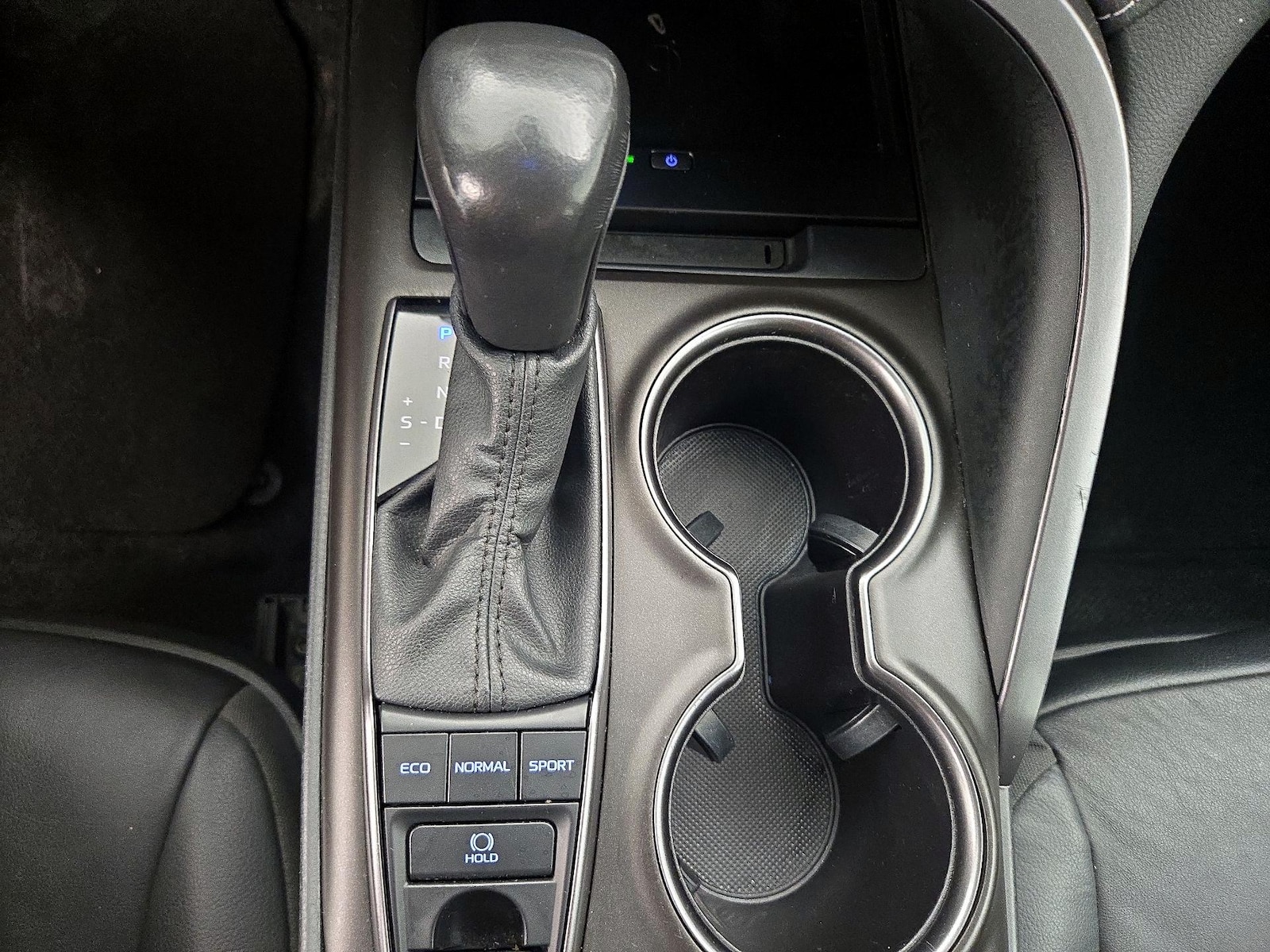2024 Toyota Camry XSE - Photo 18