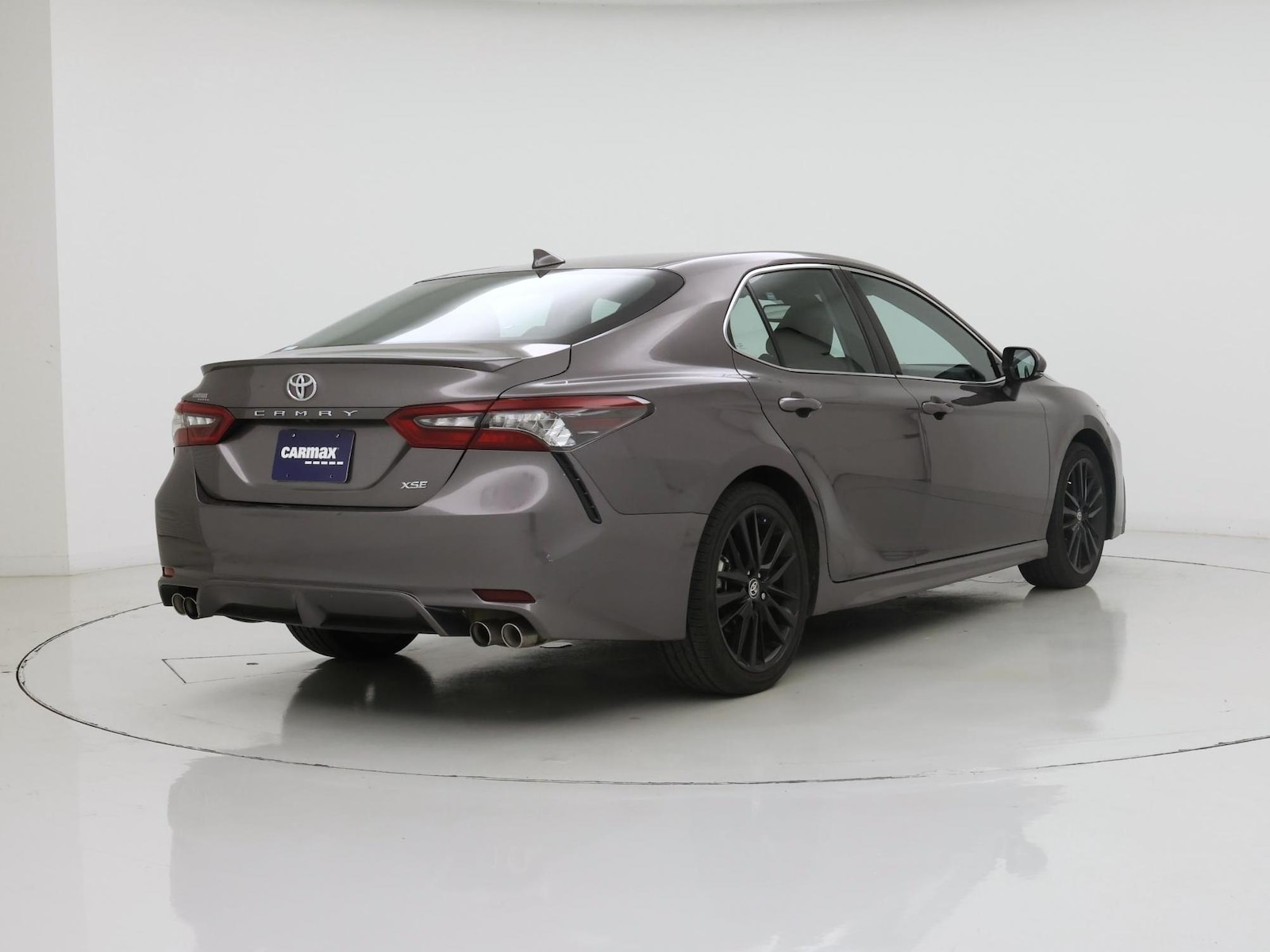2024 Toyota Camry XSE - Photo 9