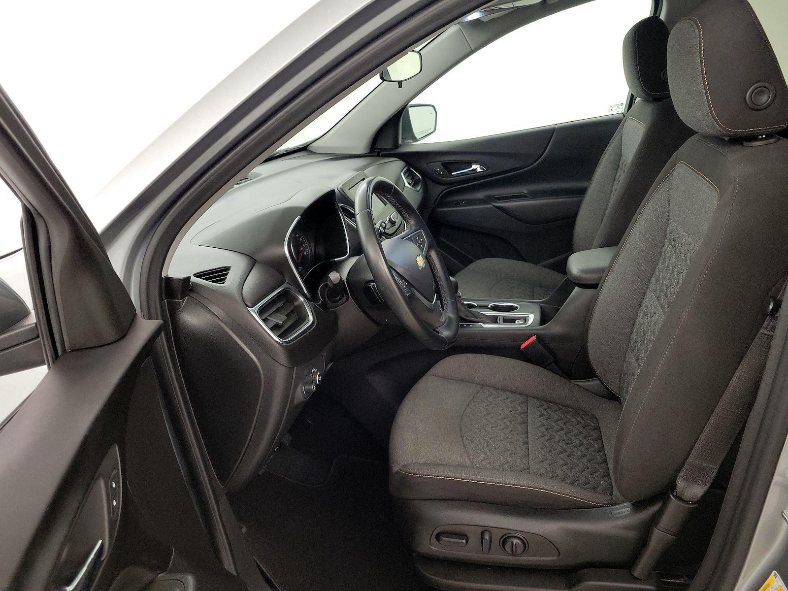 Power Seat(s) & Side Airbags