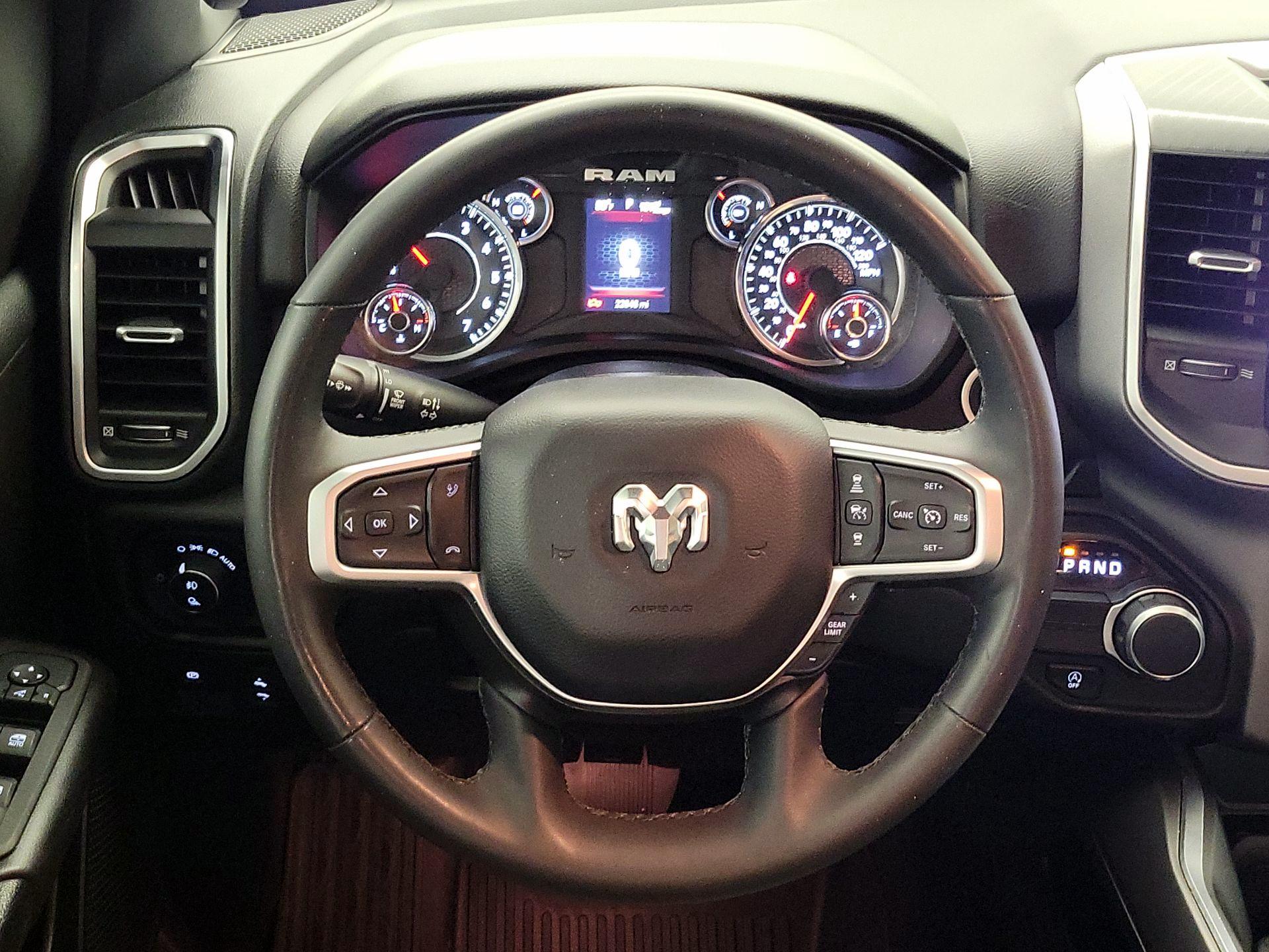 Thumbnail: 2025 RAM 1500 - 10