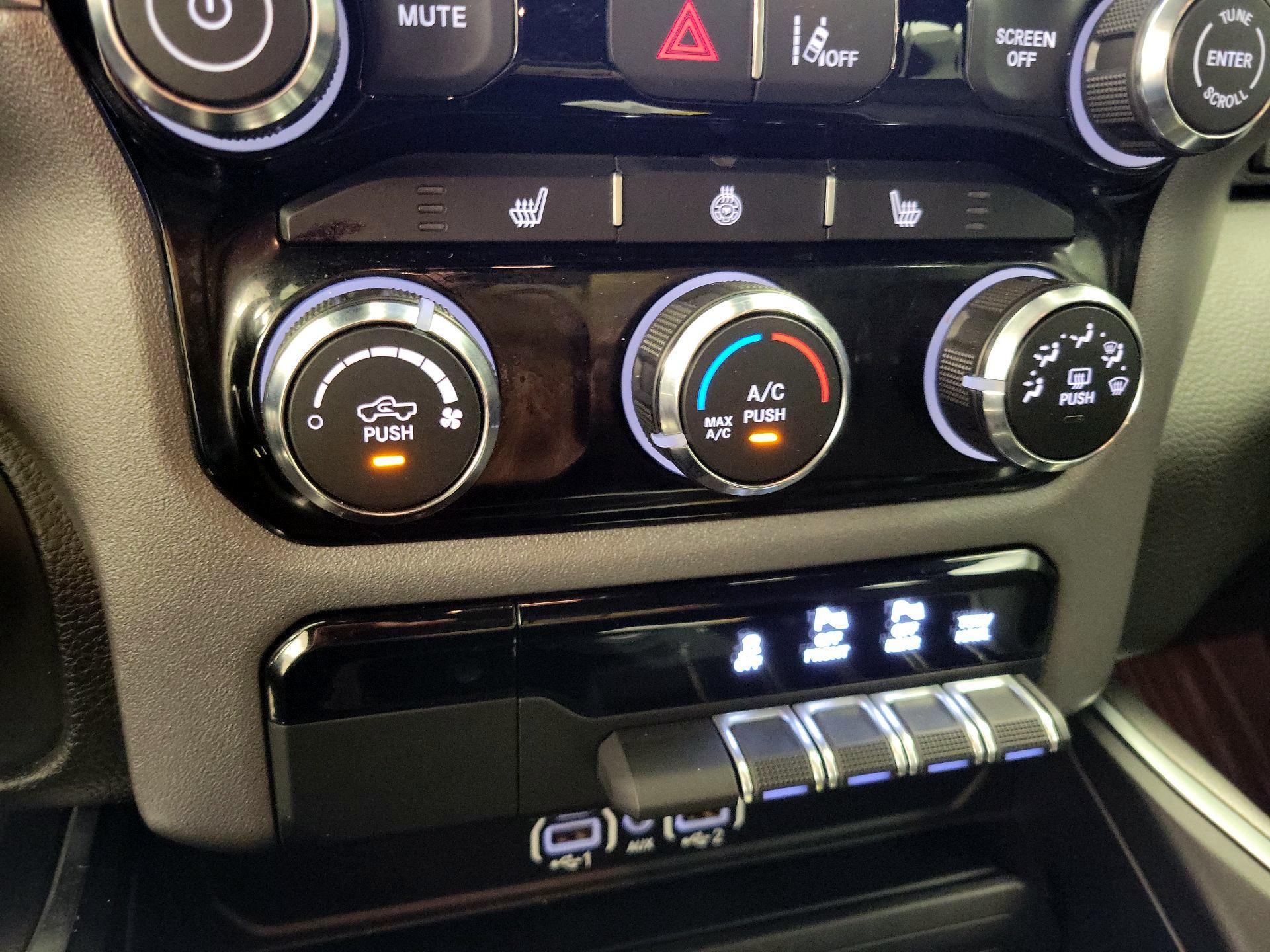 Thumbnail: 2025 RAM 1500 - 16