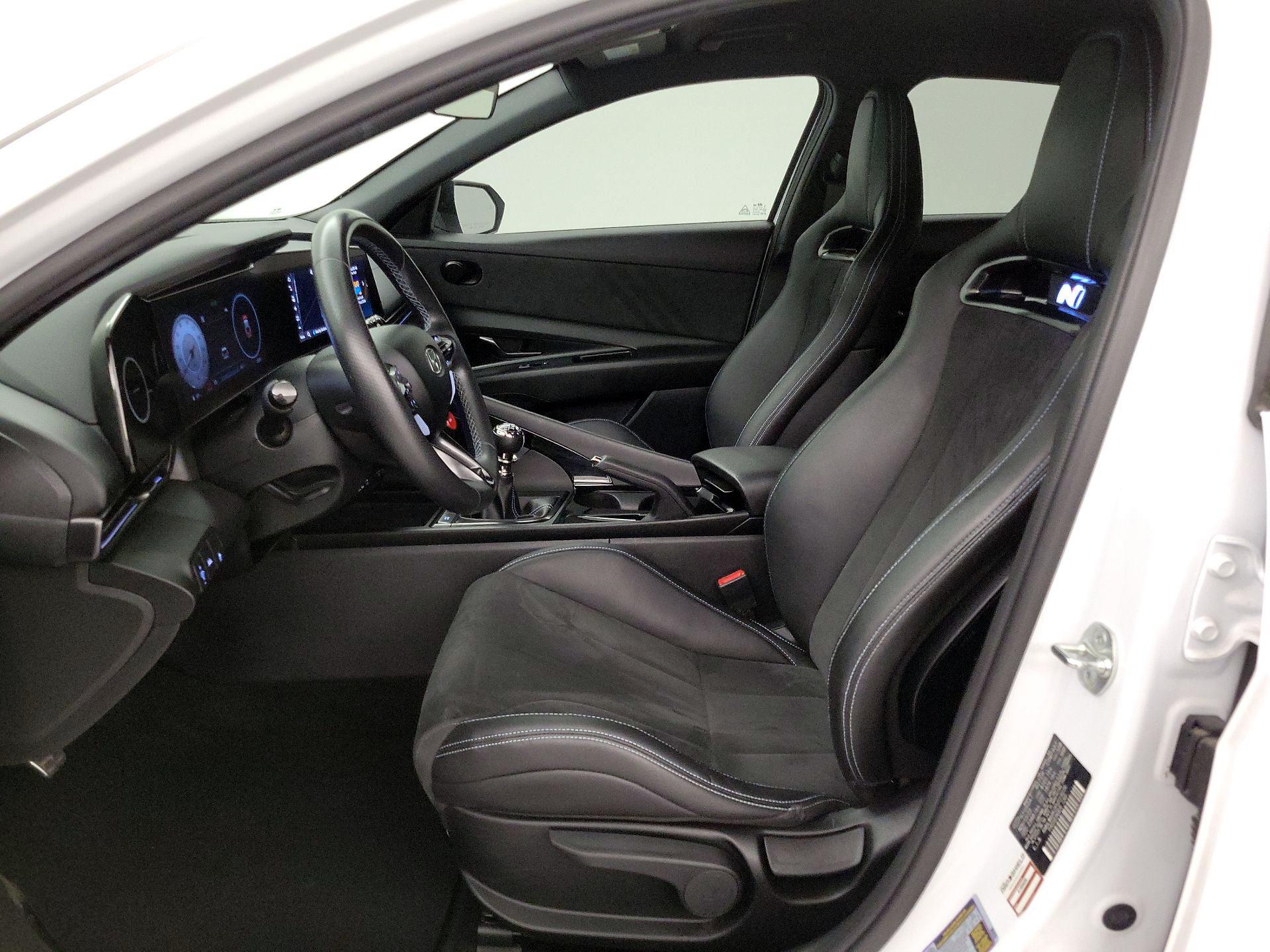 Thumbnail: 2023 Hyundai Elantra - 11