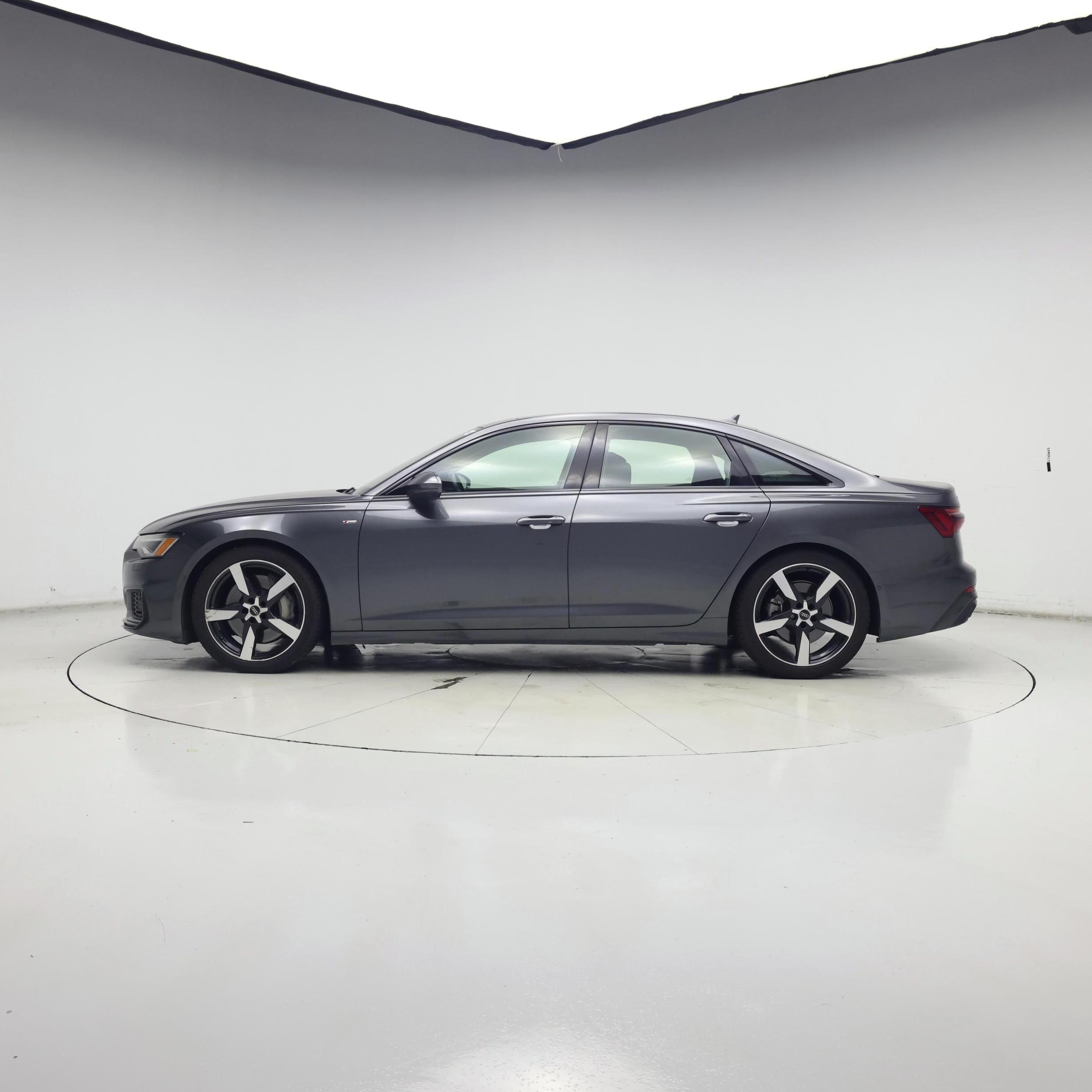 Thumbnail: 2021 Audi A6 - 3