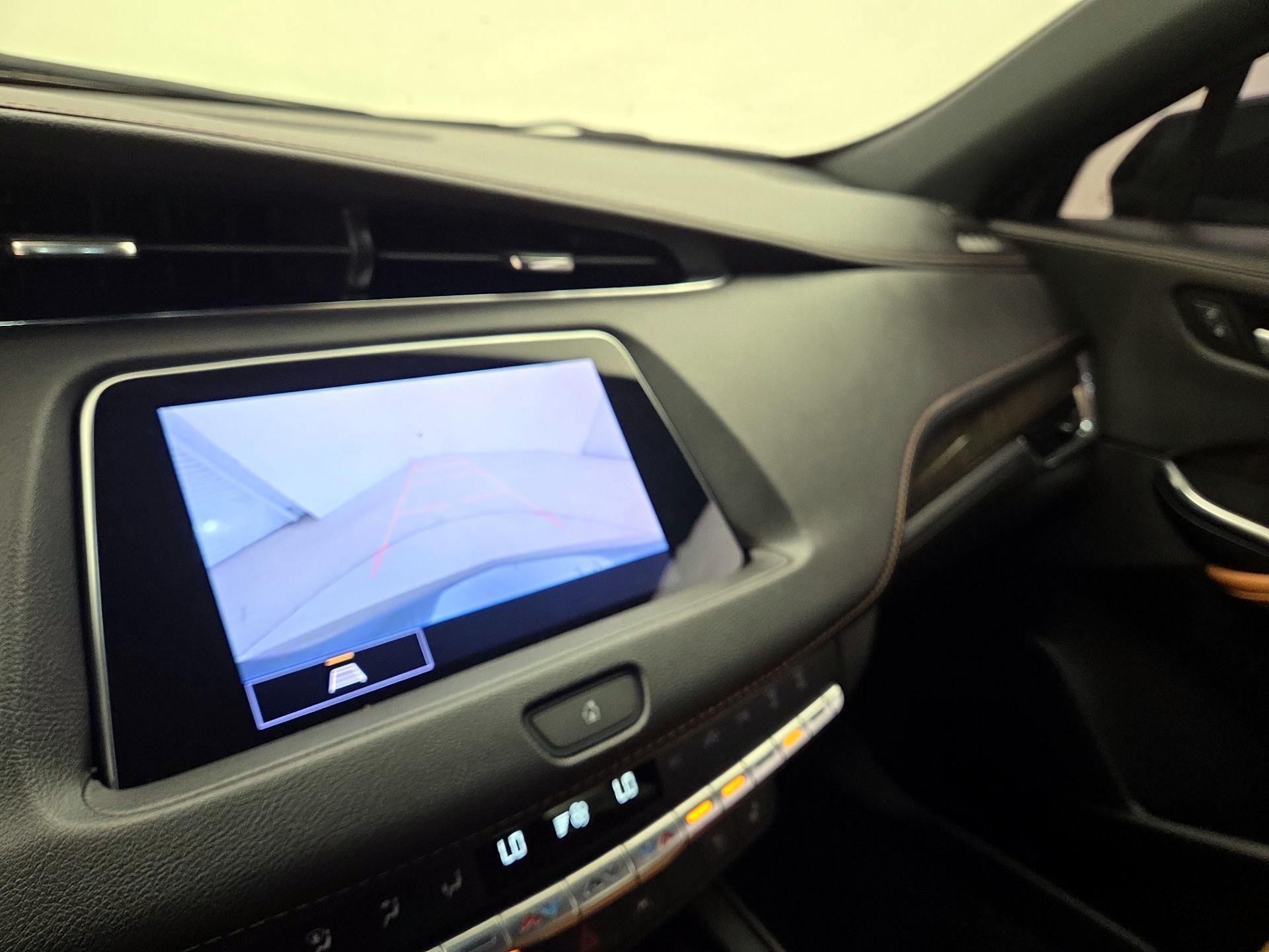 Thumbnail: 2023 Cadillac XT4 - 13