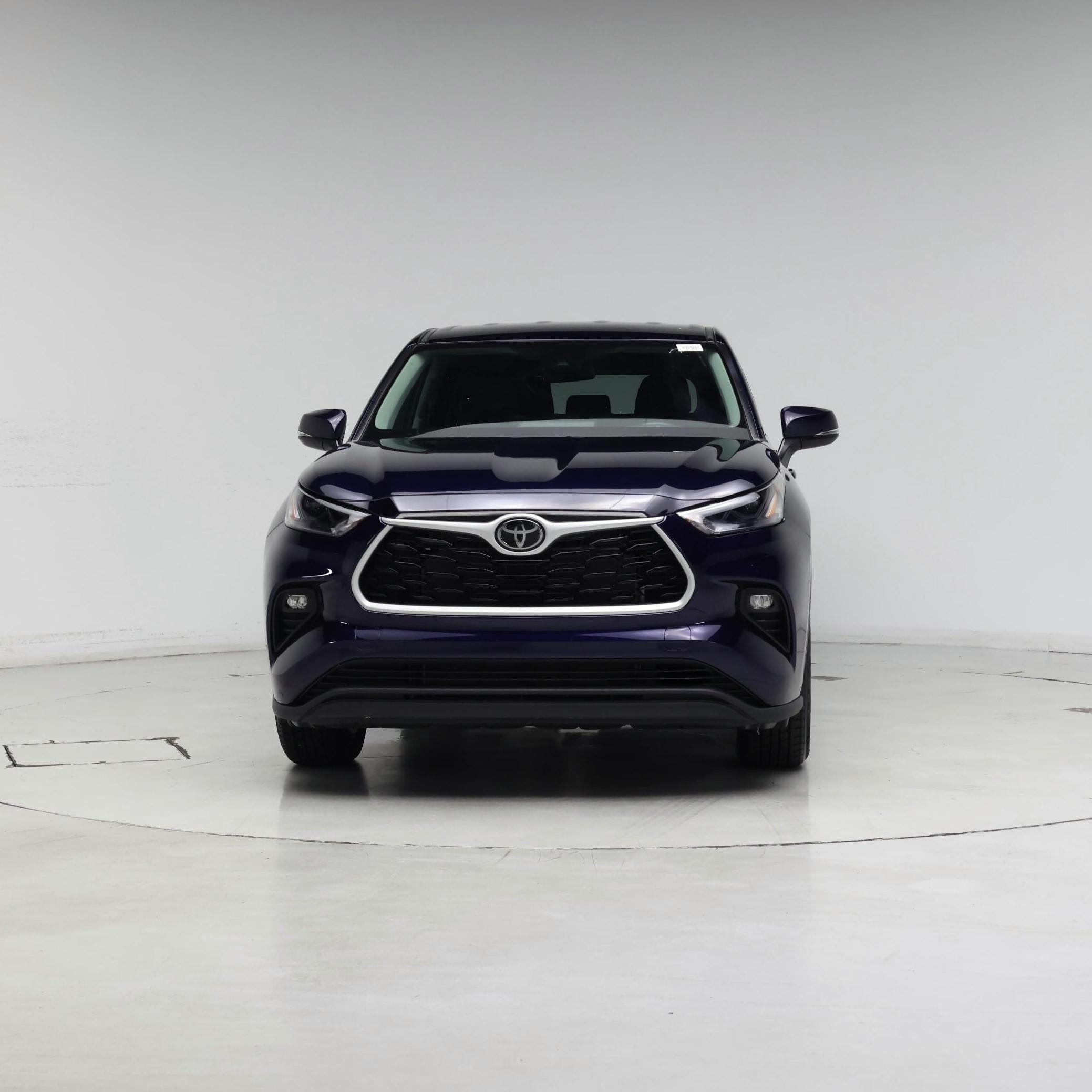 Thumbnail: 2022 Toyota Highlander - 5