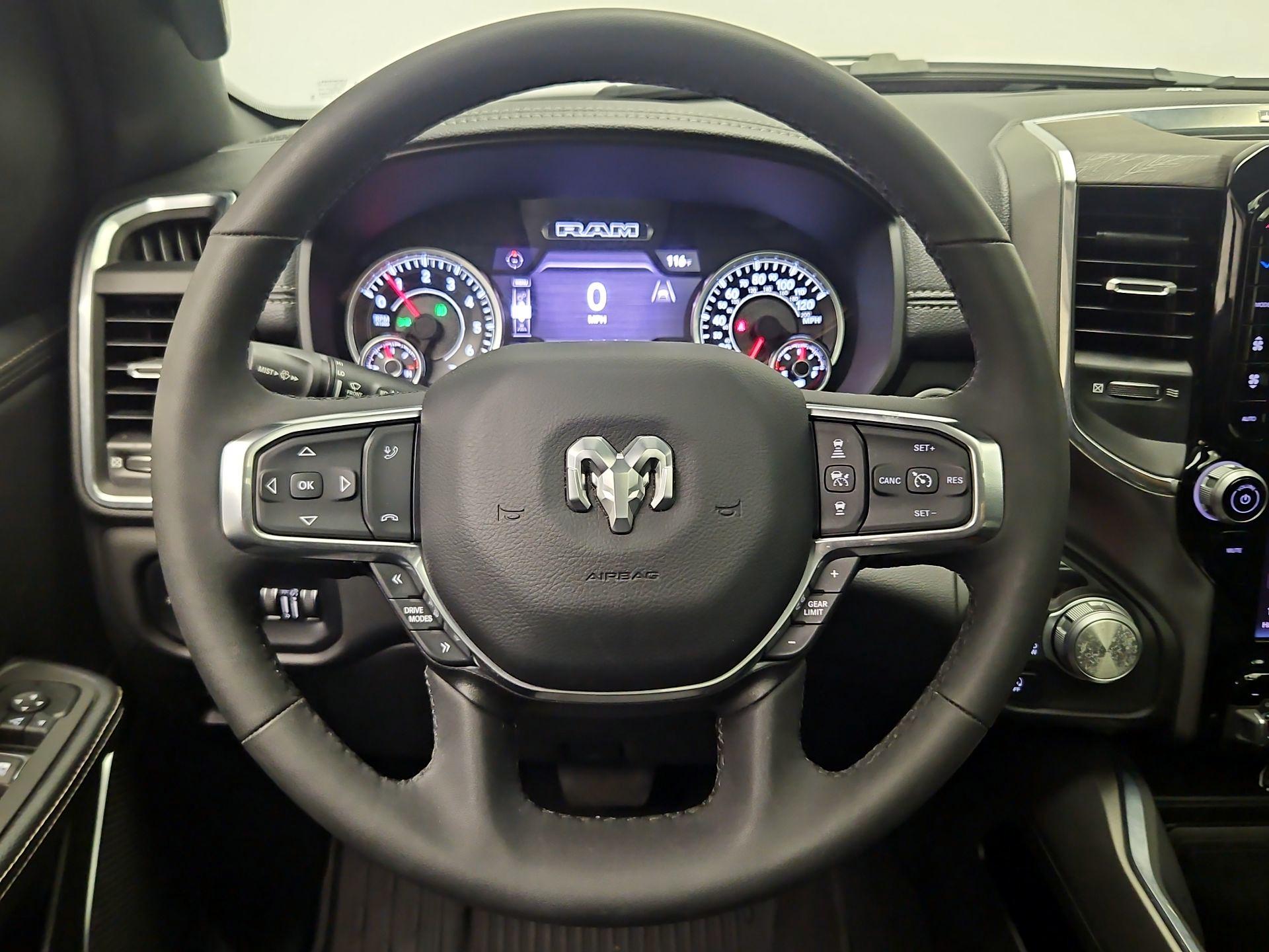 Thumbnail: 2025 RAM 1500 - 10
