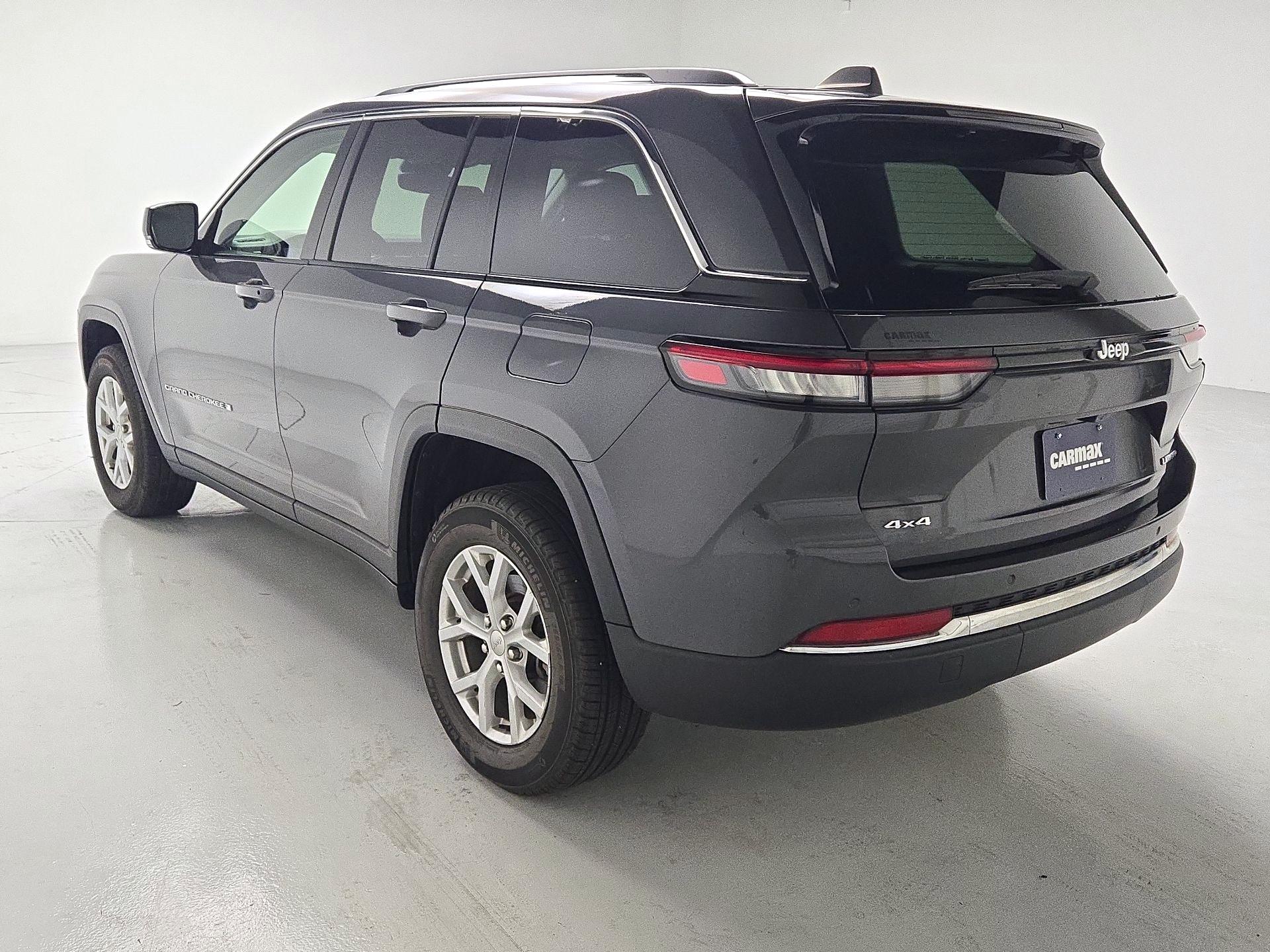 Thumbnail: 2023 Jeep Grand Cherokee - 7