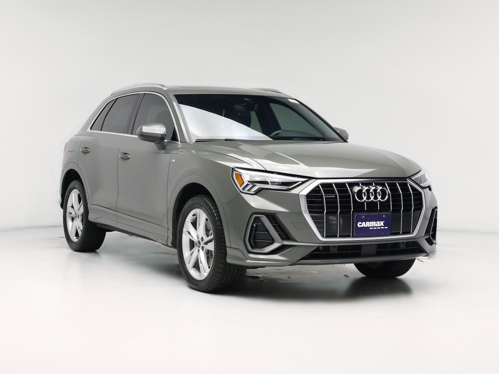 2023 Audi Q3