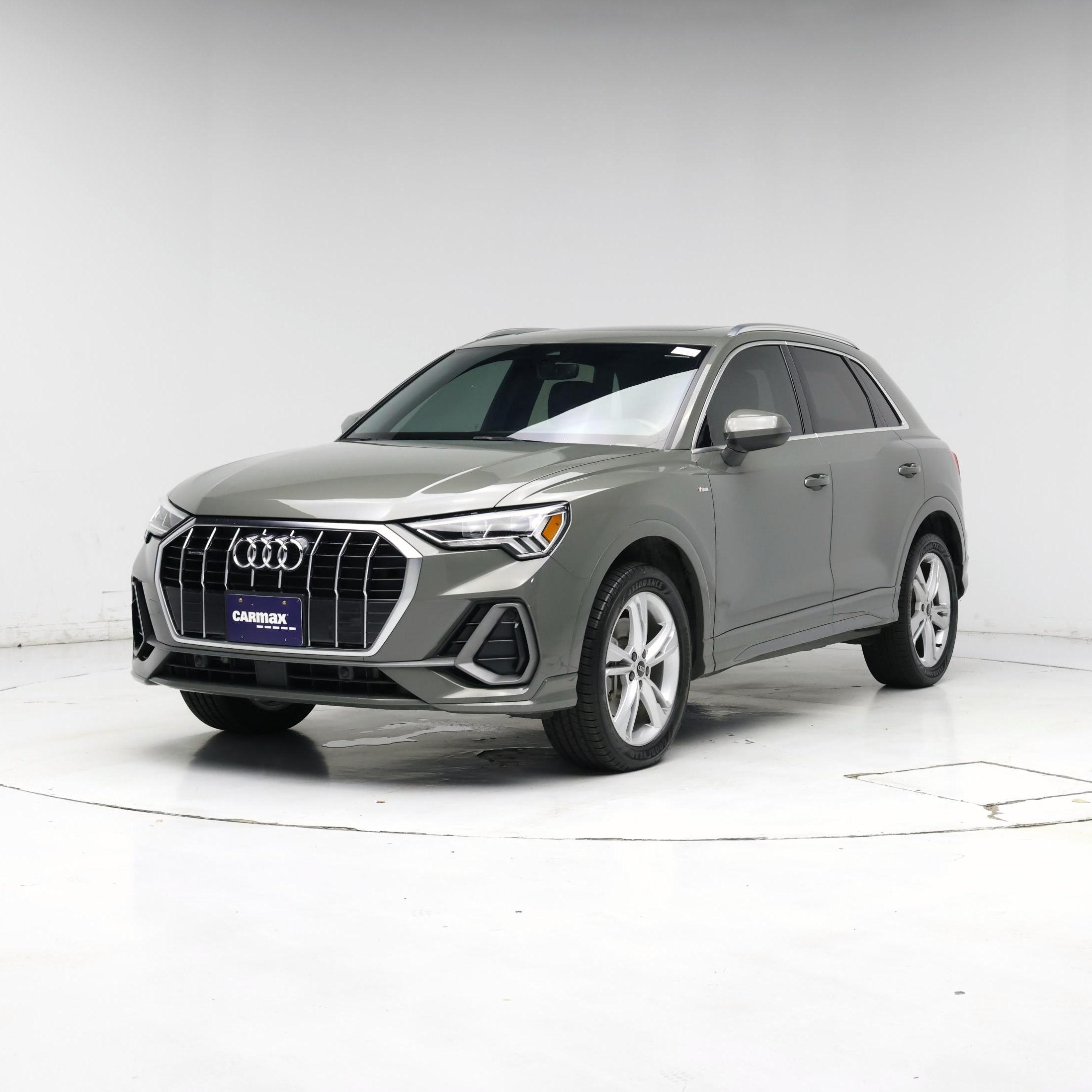 Thumbnail: 2023 Audi Q3 - 4