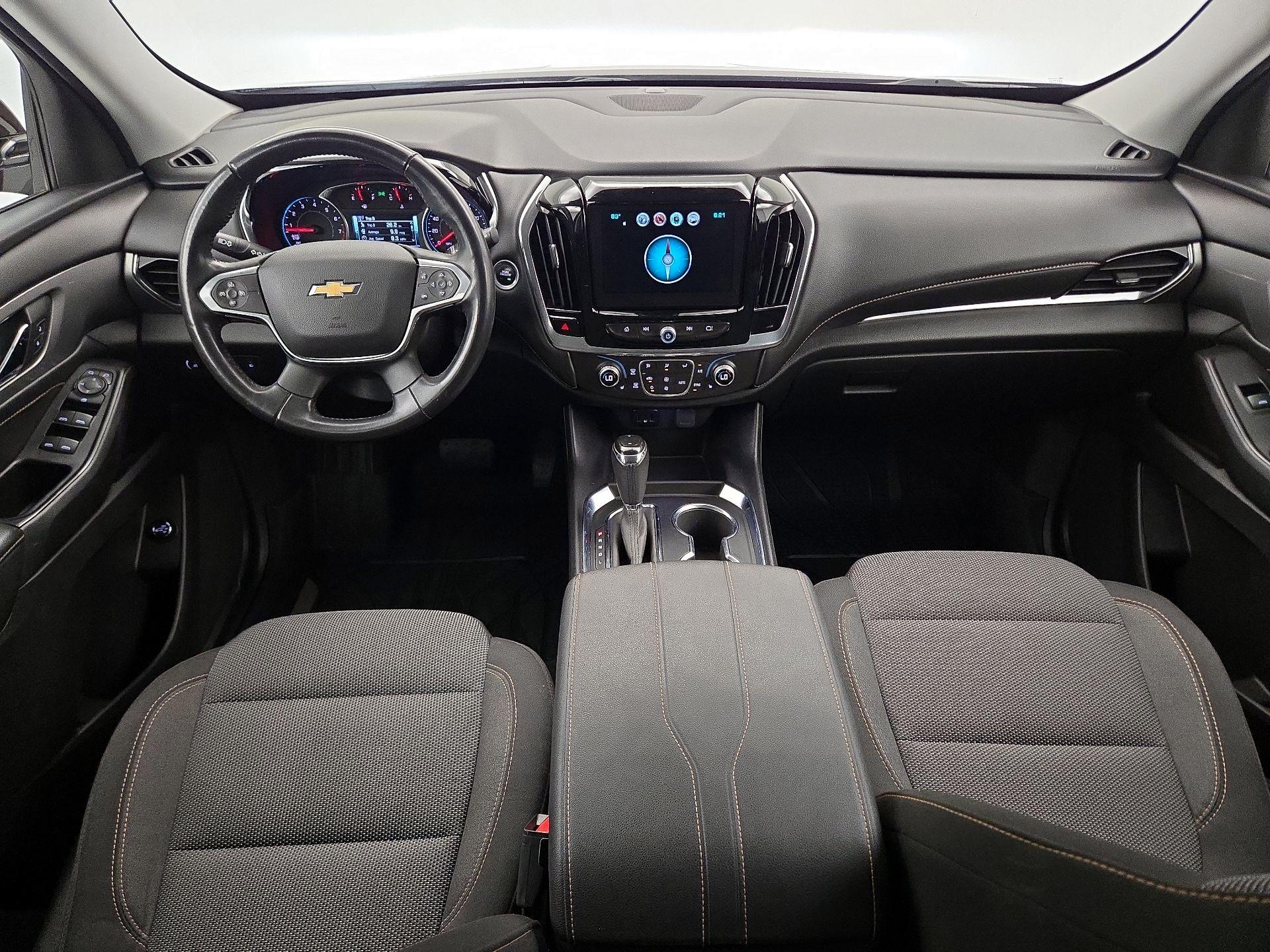 Thumbnail: 2018 Chevrolet Traverse - 9