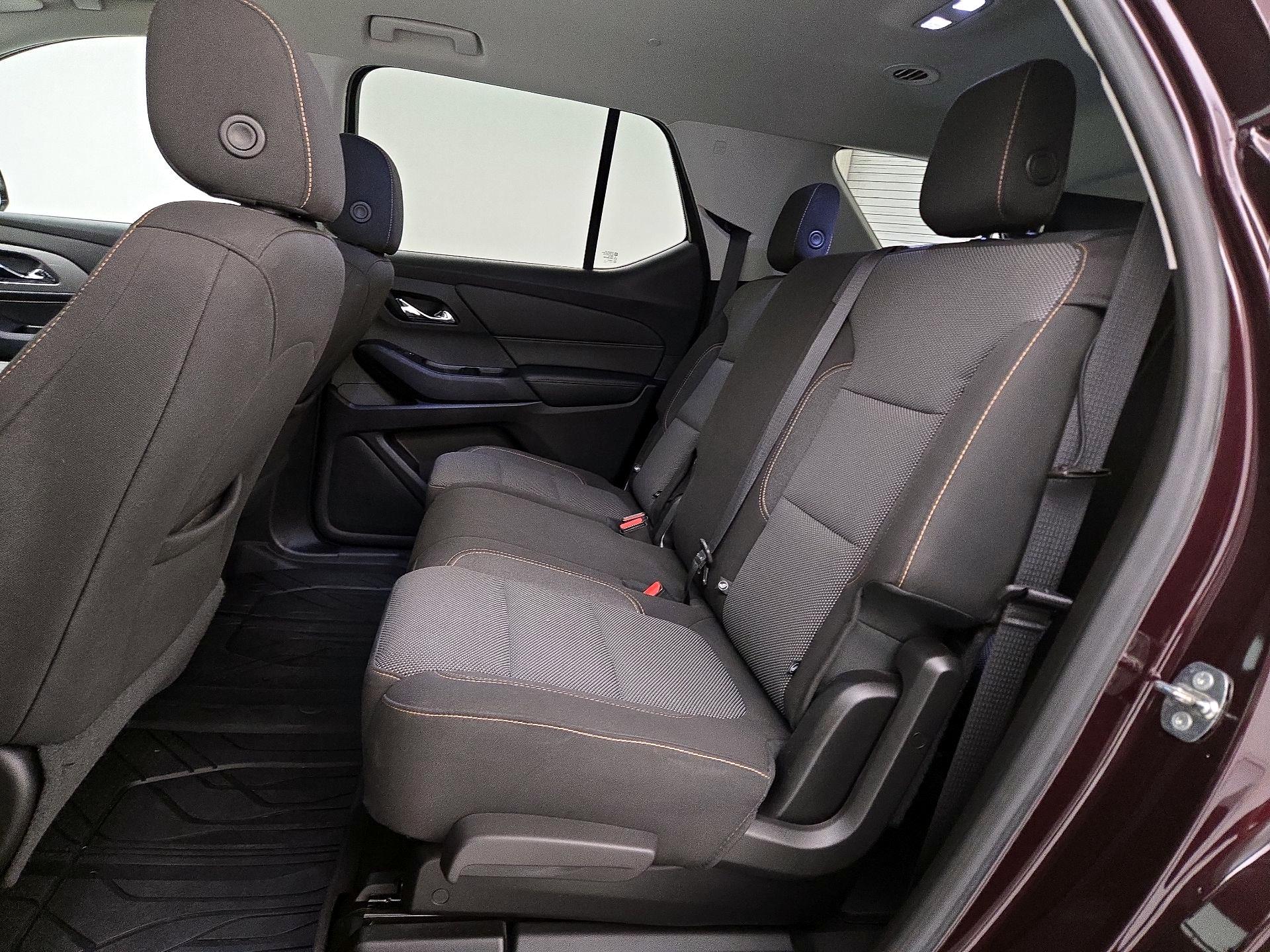 Thumbnail: 2018 Chevrolet Traverse - 19