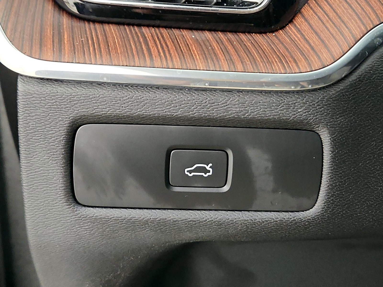2023 Volvo XC60 Plus - Photo 14