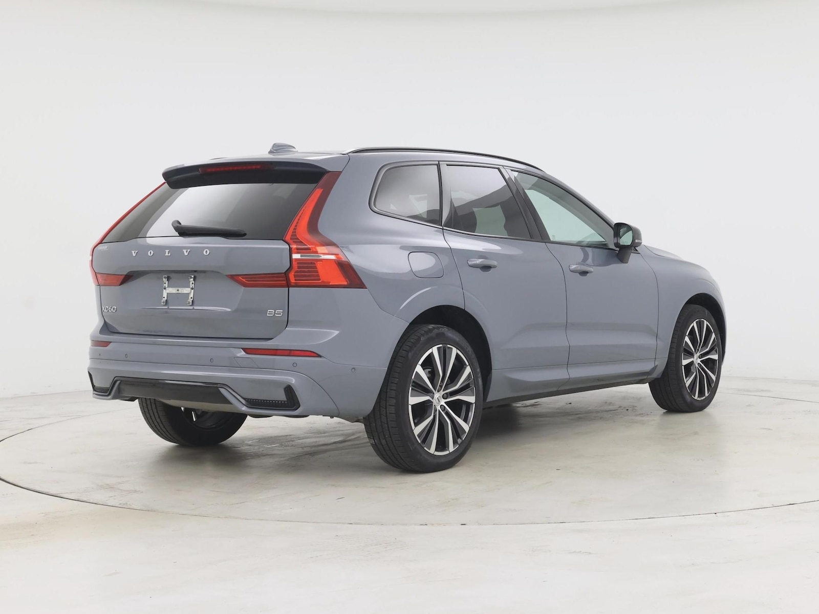 2023 Volvo XC60 Plus - Photo 9