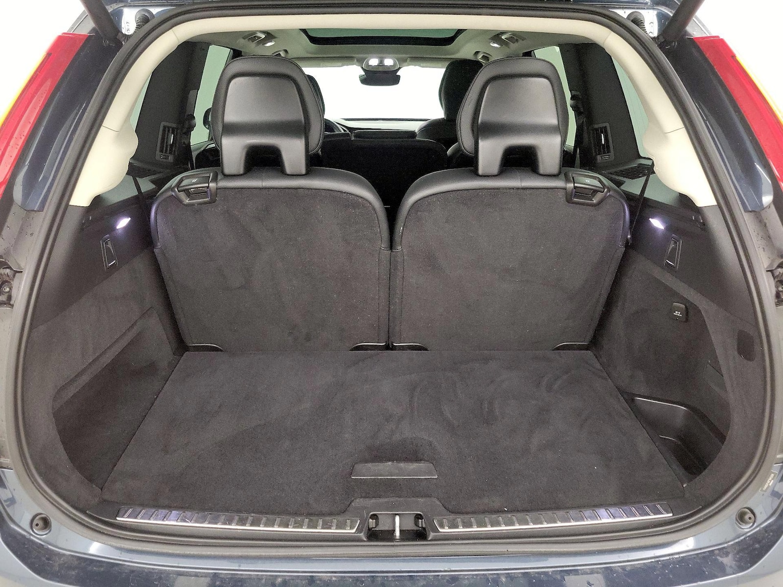 2023 Volvo XC90 Core - Photo 23