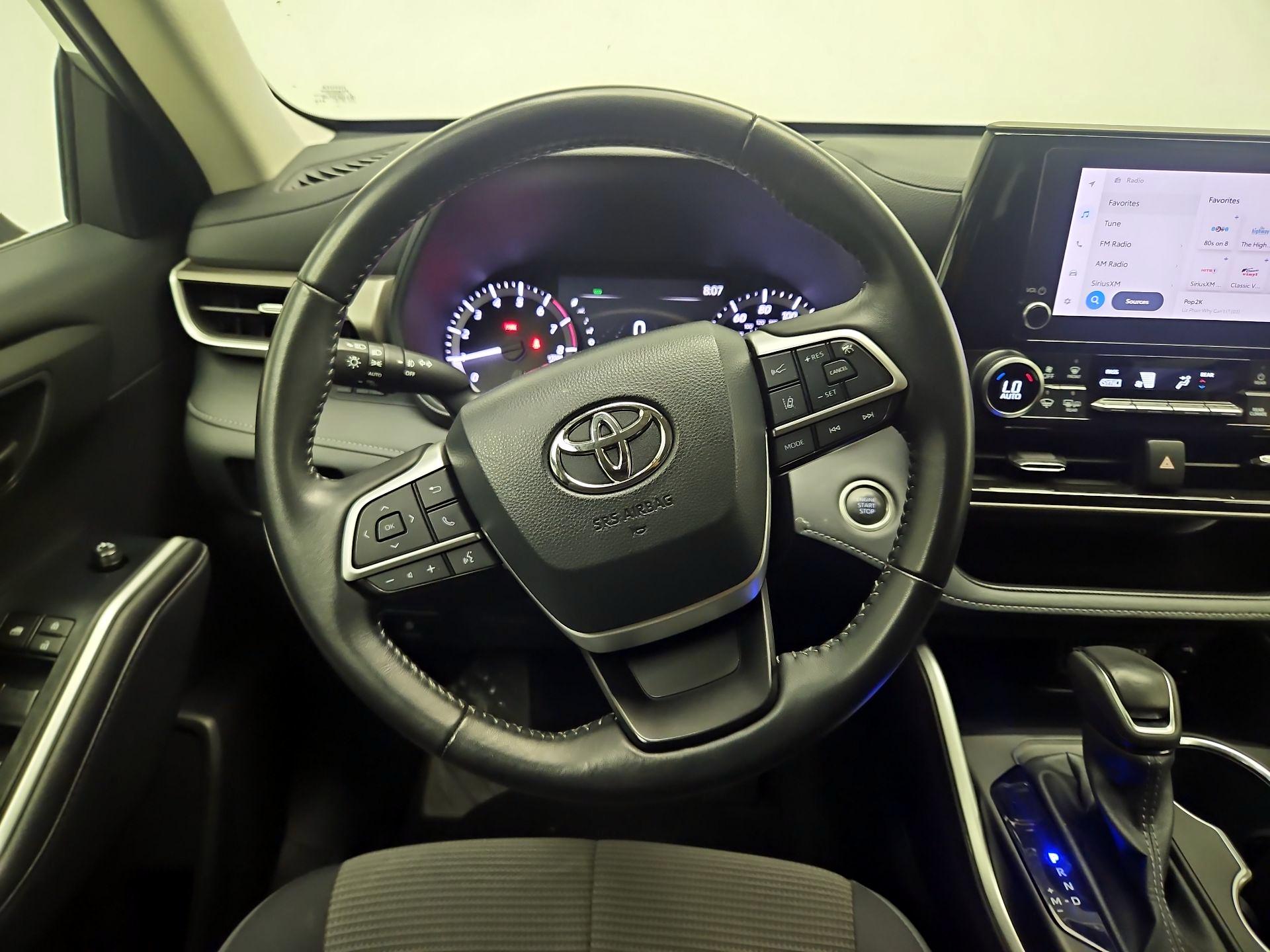 Thumbnail: 2025 Toyota Highlander - 10