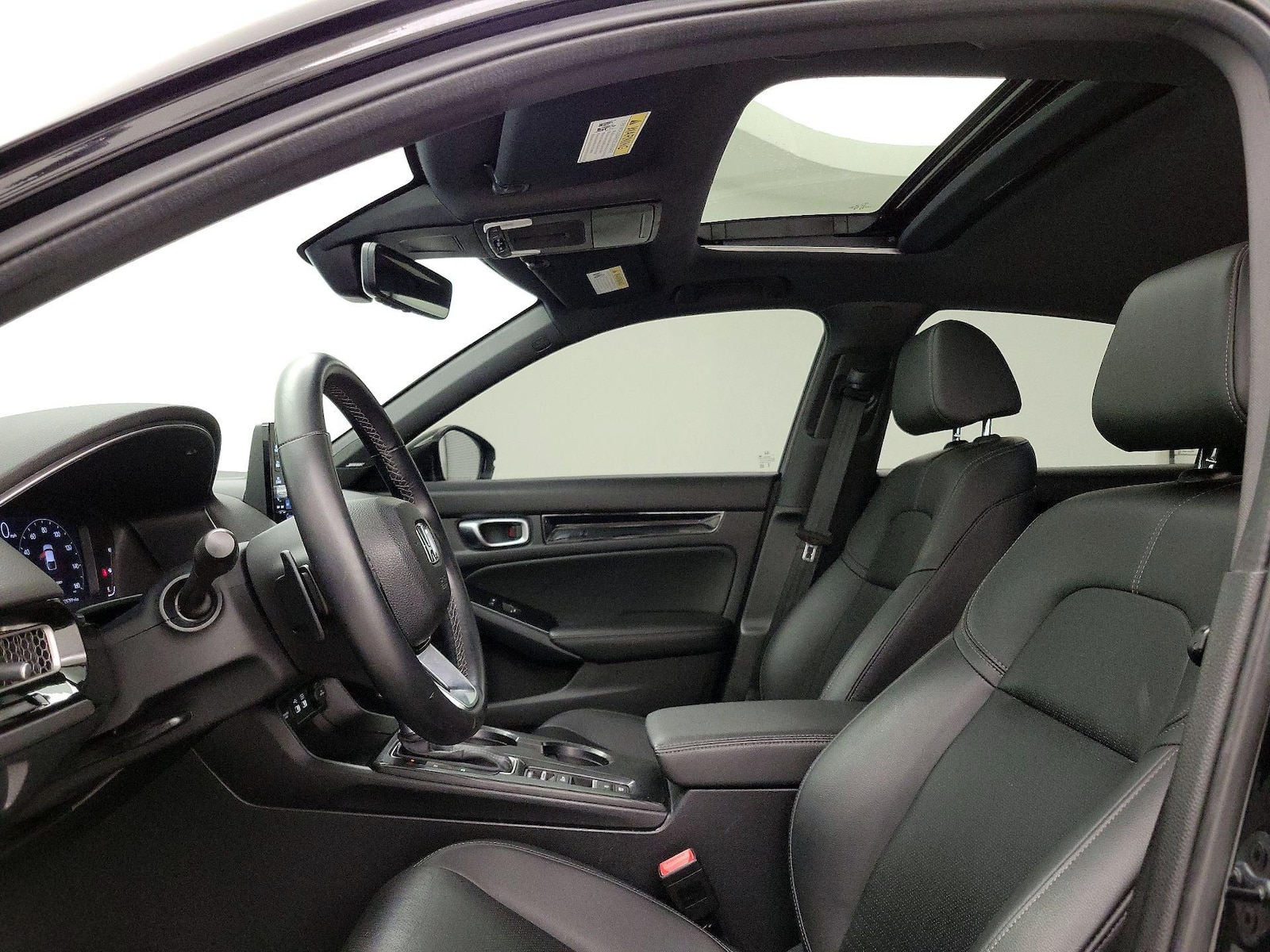 Sunroof(s) & Overhead Airbags