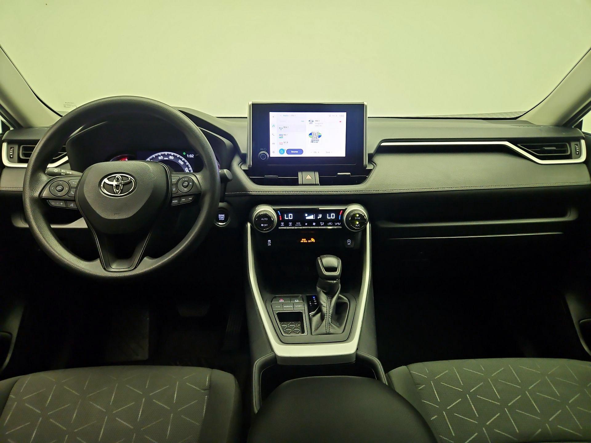 Thumbnail: 2024 Toyota RAV4 - 9