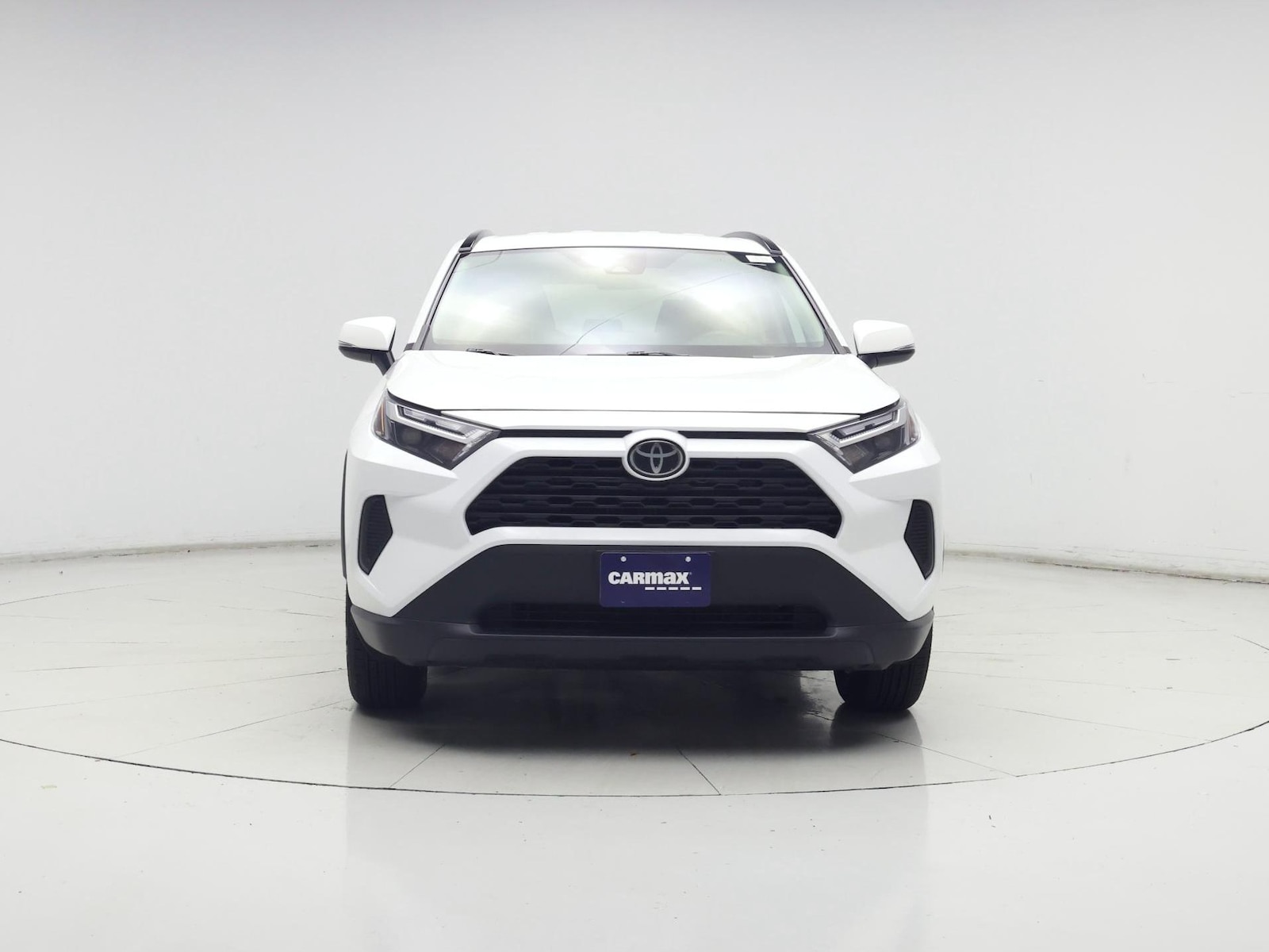 2024 Toyota RAV4 XLE - Photo 6