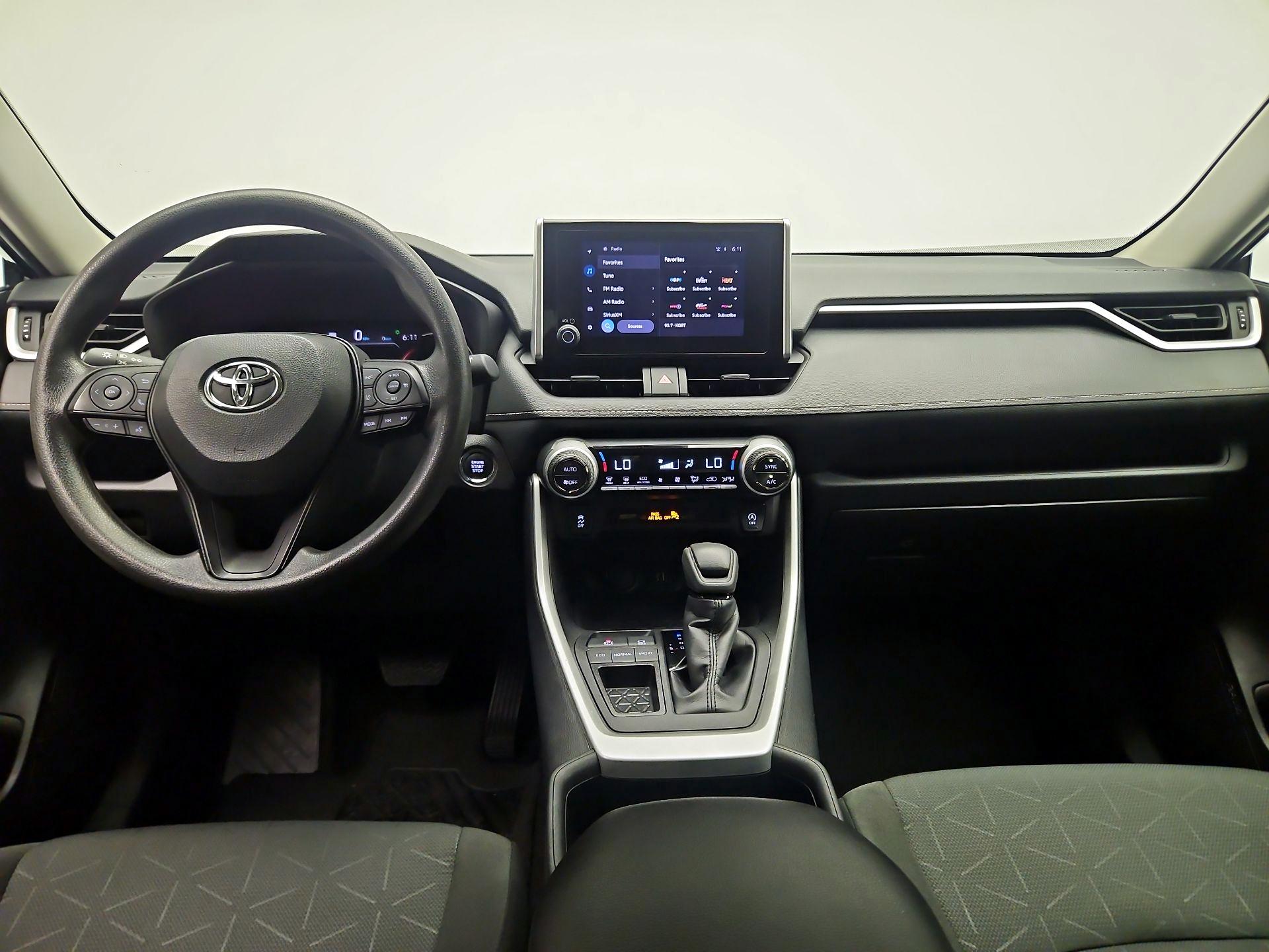 Thumbnail: 2025 Toyota RAV4 - 9