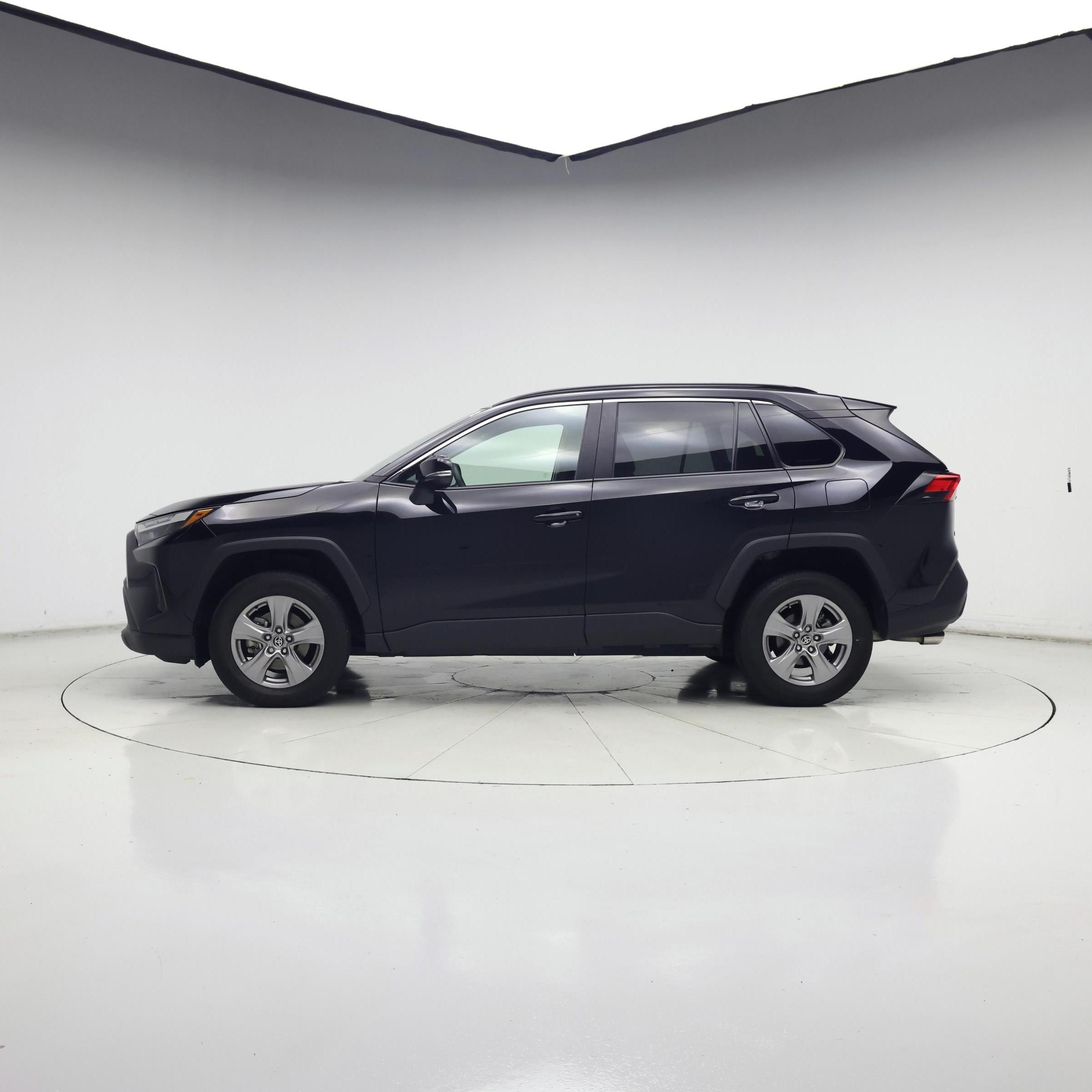 Thumbnail: 2025 Toyota RAV4 - 3