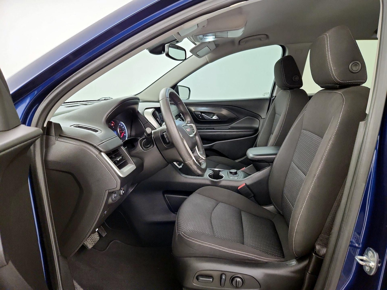 2022 GMC Terrain SLE - Photo 12