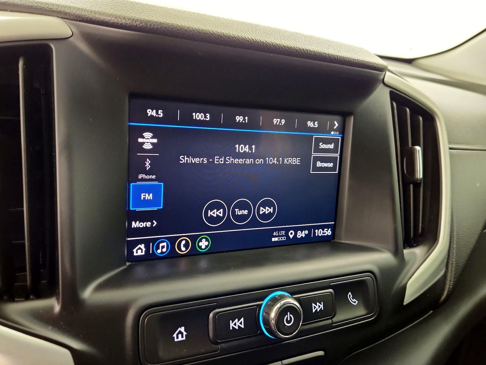 2022 GMC Terrain SLE - Photo 16