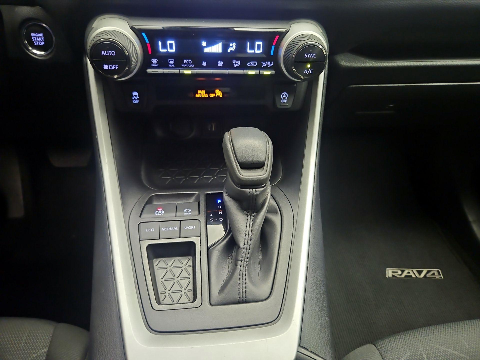 Thumbnail: 2025 Toyota RAV4 - 16