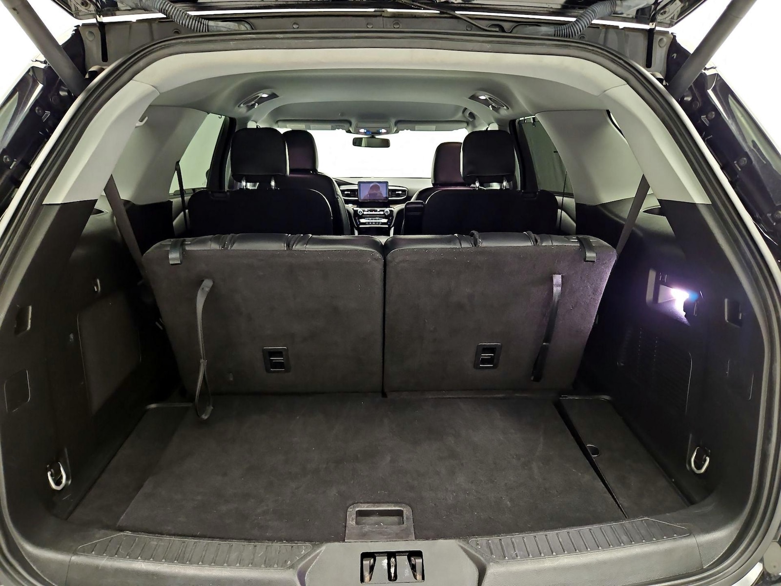 2023 Ford Explorer Limited - Photo 22