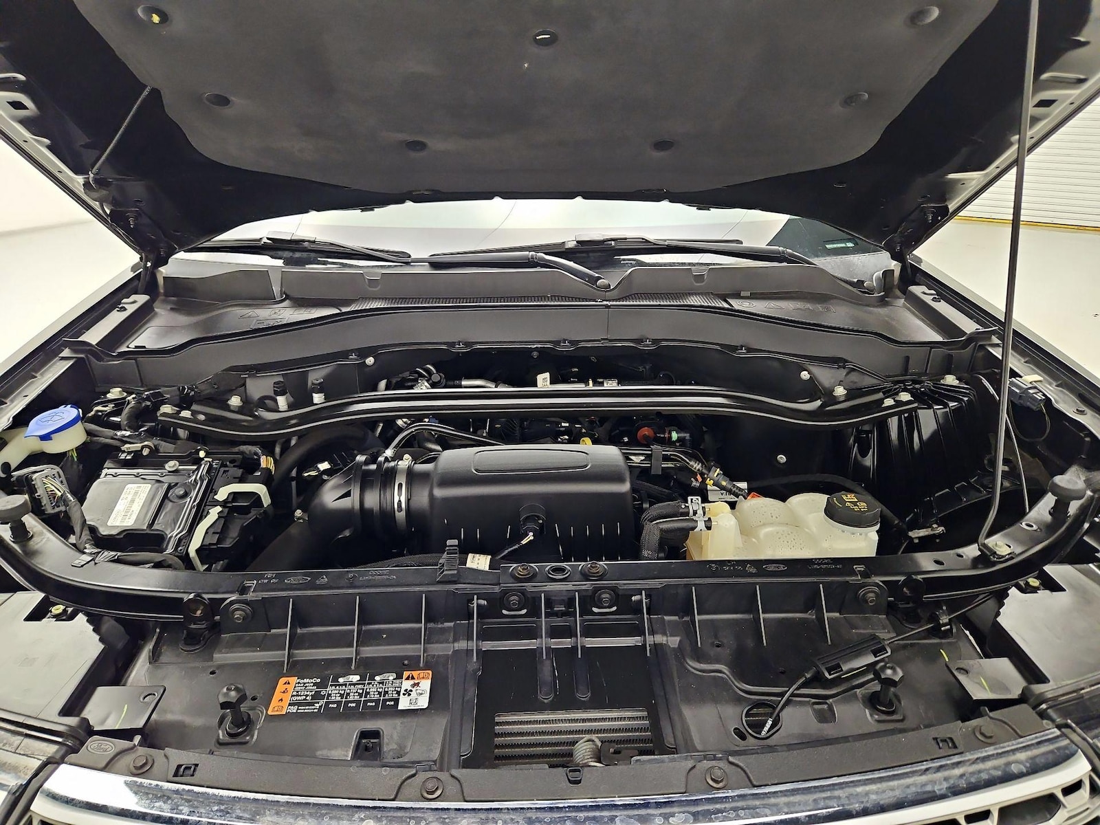 2023 Ford Explorer Limited - Photo 23