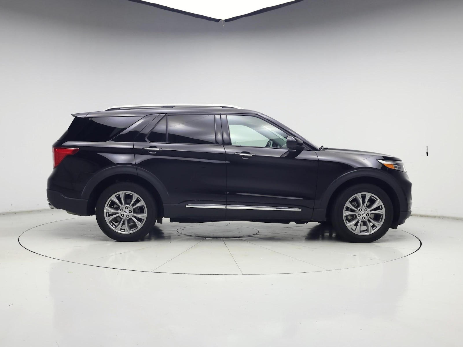 2023 Ford Explorer Limited - Photo 8