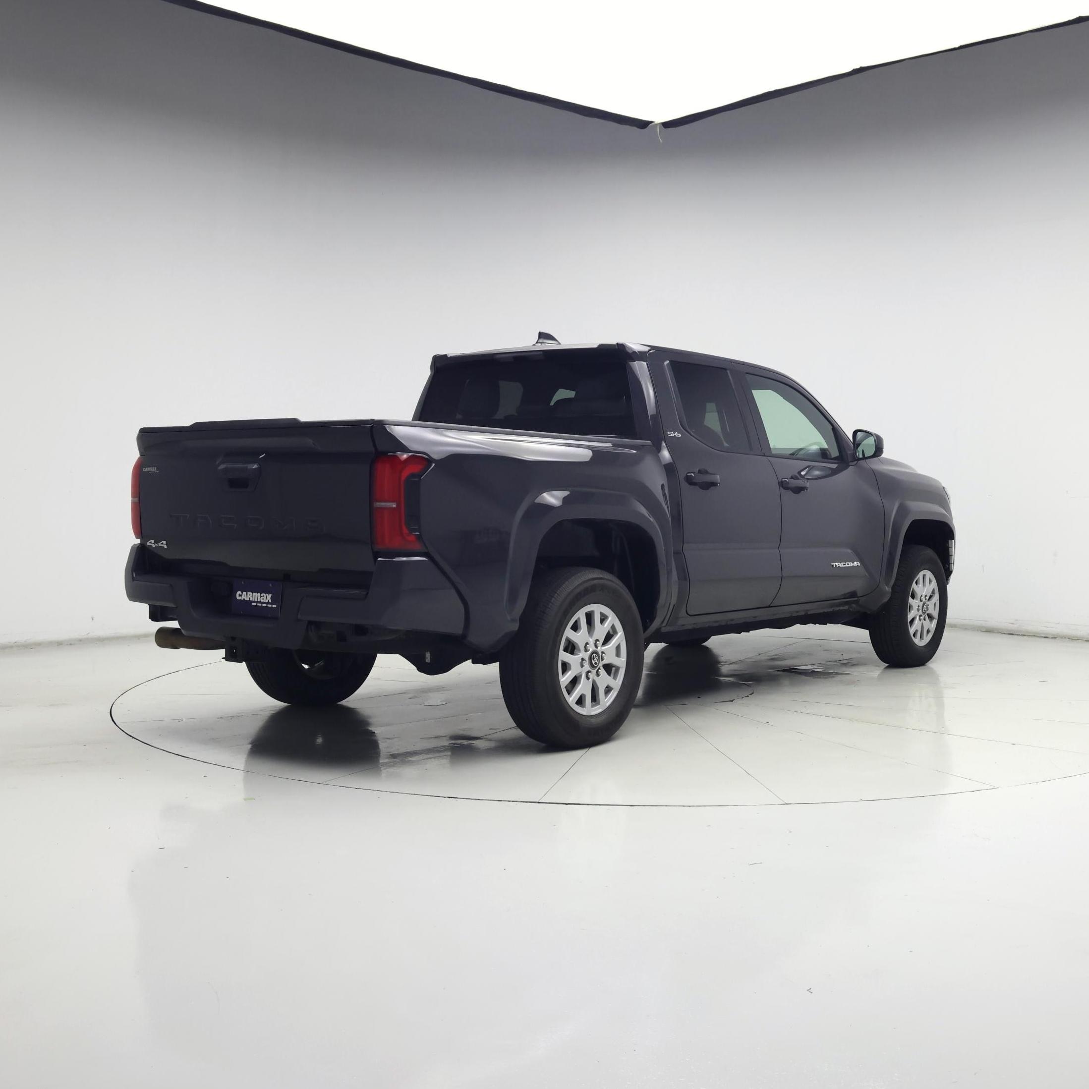 Thumbnail: 2024 Toyota Tacoma - 8